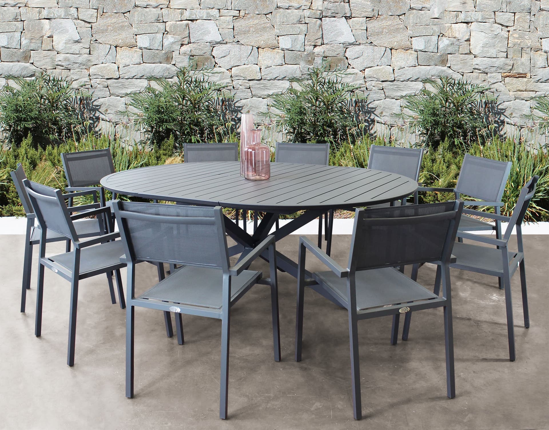 Tavolo Ovale "Madagascar" allungabile per esterno e giardino, in alluminio in Tavoli standard Decor Space - Altamura, commercioVirtuoso.it