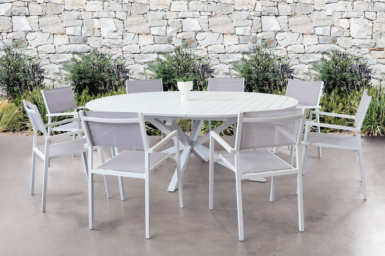 Tavolo Ovale "Madagascar" allungabile per esterno e giardino, in alluminio in Tavoli standard Decor Space - Altamura, commercioVirtuoso.it