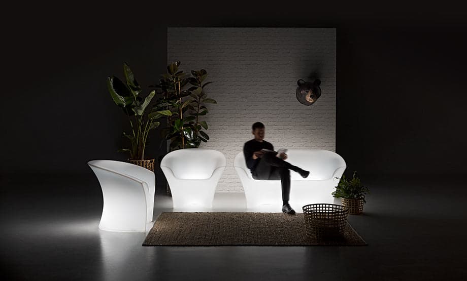 Poltrona sofa "Ohla" struttura in polietilene per esterno in Panche Decor Space - Altamura, commercioVirtuoso.it