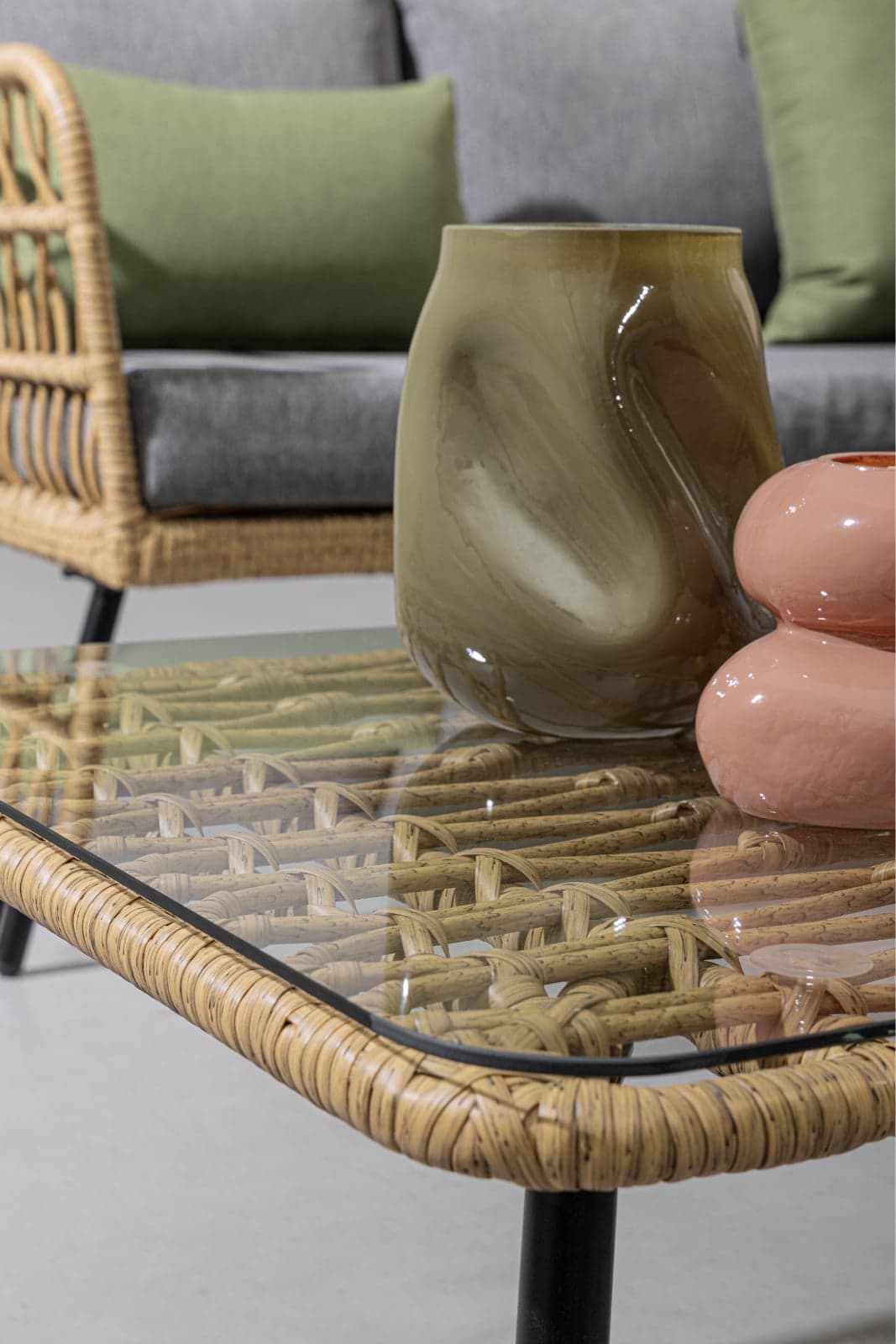 Salotto angolare "Burrel" con tavolino e divanetto, struttura in acciaio in Set di mobili Decor Space - Altamura, commercioVirtuoso.it