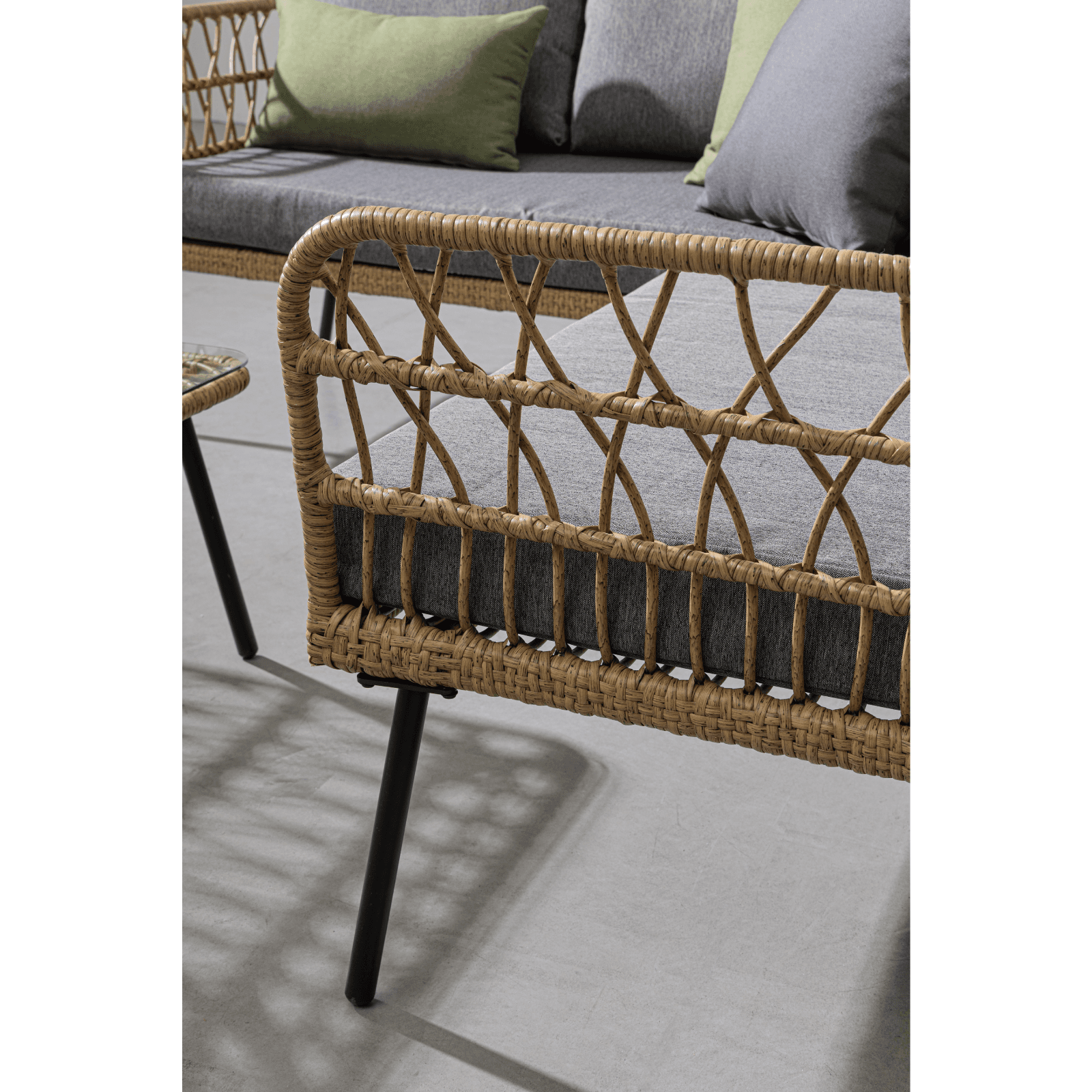 Salotto angolare "Burrel" con tavolino e divanetto, struttura in acciaio in Set di mobili Decor Space - Altamura, commercioVirtuoso.it
