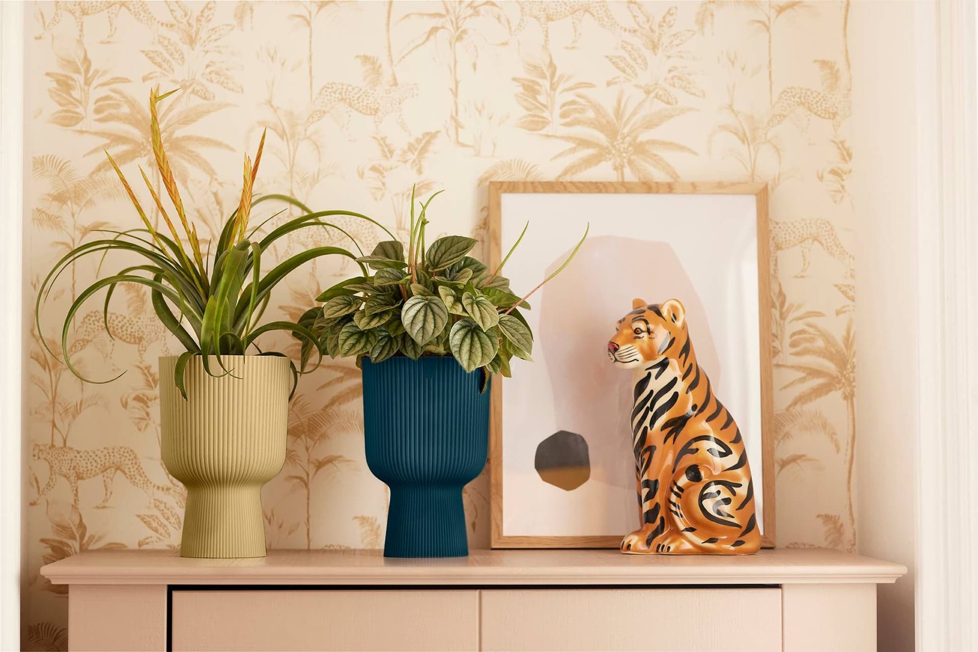 Vaso "Vibes Fold Coupe" in plastica riciclata, per esterno, stile moderno in Vasi tradizionali Decor Space - Altamura, commercioVirtuoso.it