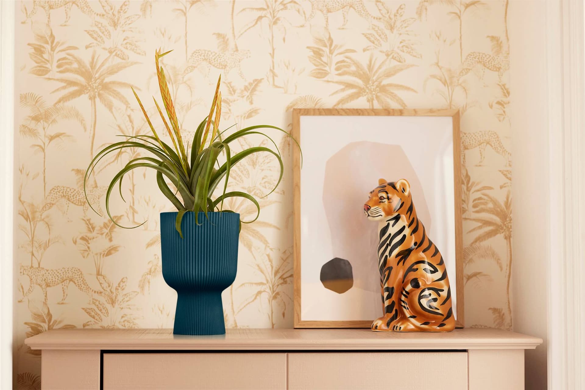 Vaso "Vibes Fold Coupe" in plastica riciclata, per esterno, stile moderno in Vasi tradizionali Decor Space - Altamura, commercioVirtuoso.it