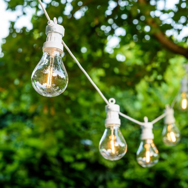 Catena prolungabile da 10 lampadine con filamenti bianco caldo per esterni 5,5 mt in Lanterne Decor Space - Altamura, commercioVirtuoso.it