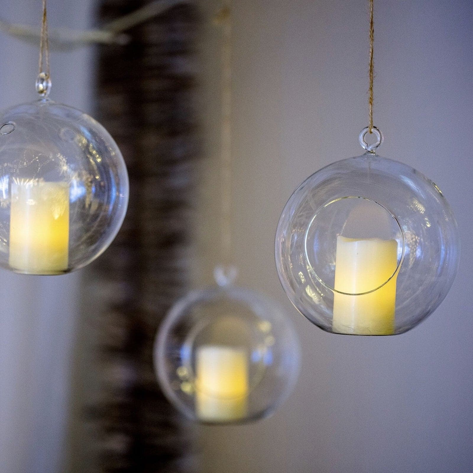 Sfera di vetro con candela a led effetto fiamma per giardino da interno ed esterno. in Lanterne Decor Space - Altamura, commercioVirtuoso.it