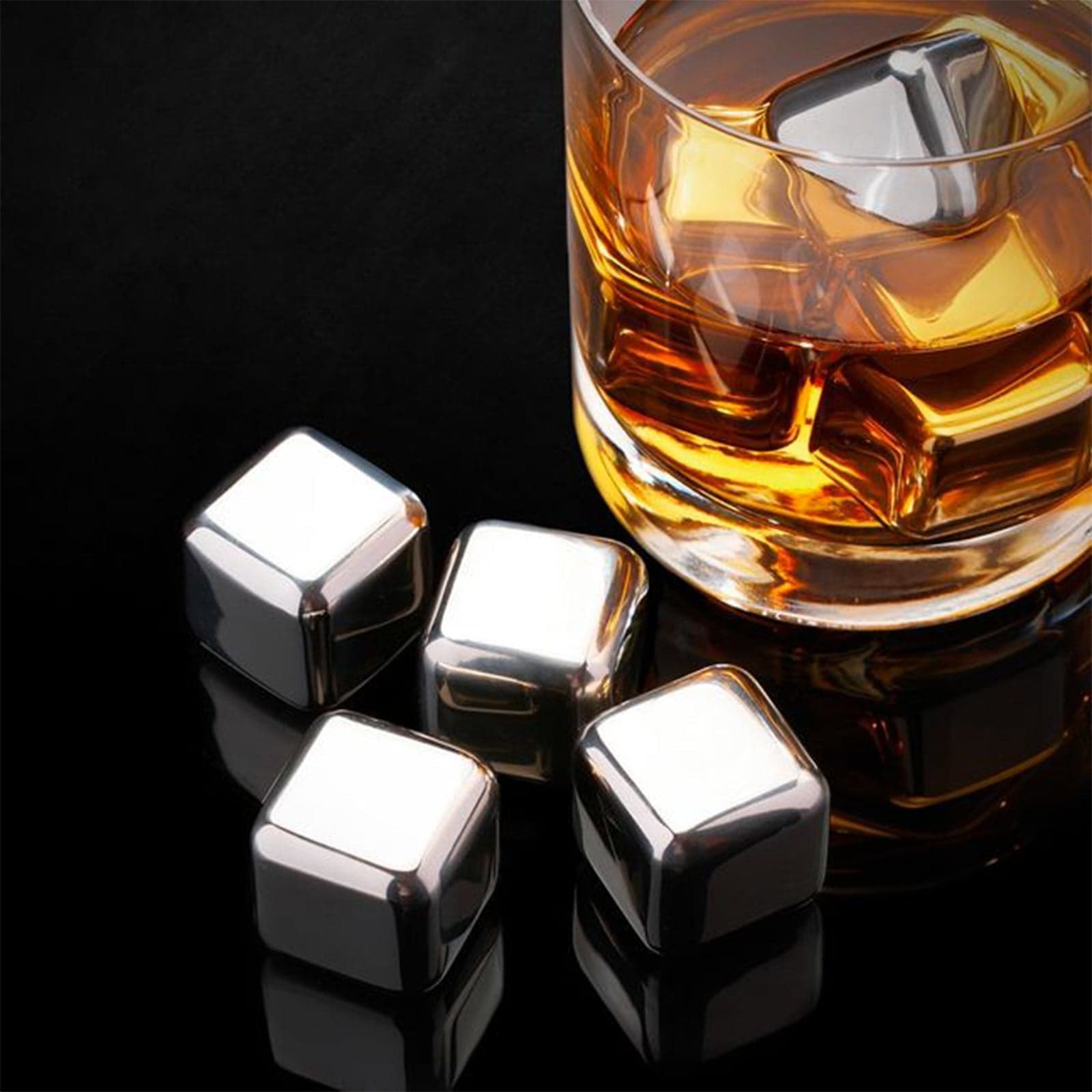 Cubetti in acciaio inox per cocktail set da 4 in Set di accessori da Cocktail Decor Space - Altamura, commercioVirtuoso.it