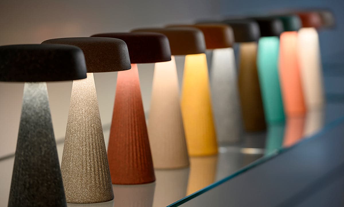 Lampada da tavolo "Fade" struttura in polietilene per esterno in Lanterne Decor Space - Altamura, commercioVirtuoso.it