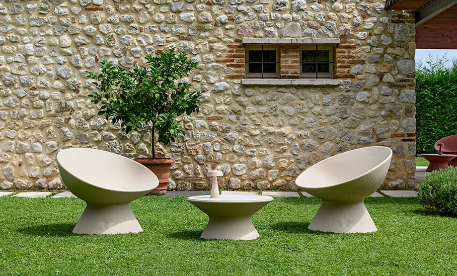 Poltrona relax "Fade" struttura in polietilene per esterno in Sedie per tavolo da giardino Decor Space - Altamura, commercioVirtuoso.it