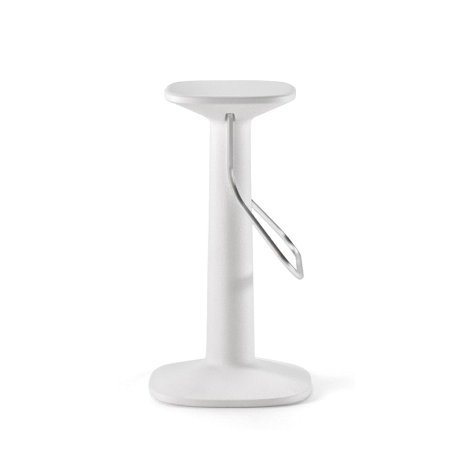 Sgabello "Tool" struttura in polietilene con poggiapiedi per esterno in Ottomane Decor Space - Altamura, commercioVirtuoso.it