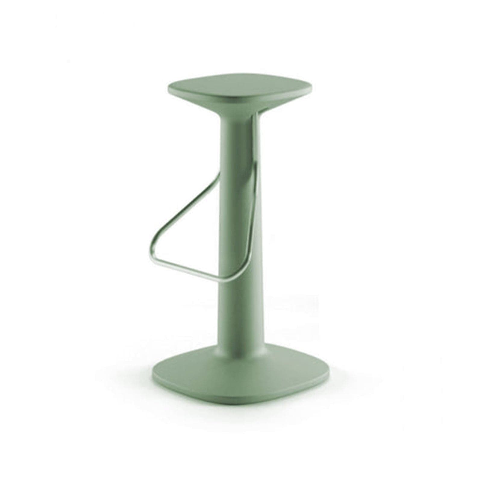 Sgabello "Tool" struttura in polietilene con poggiapiedi per esterno in Ottomane Decor Space - Altamura, commercioVirtuoso.it