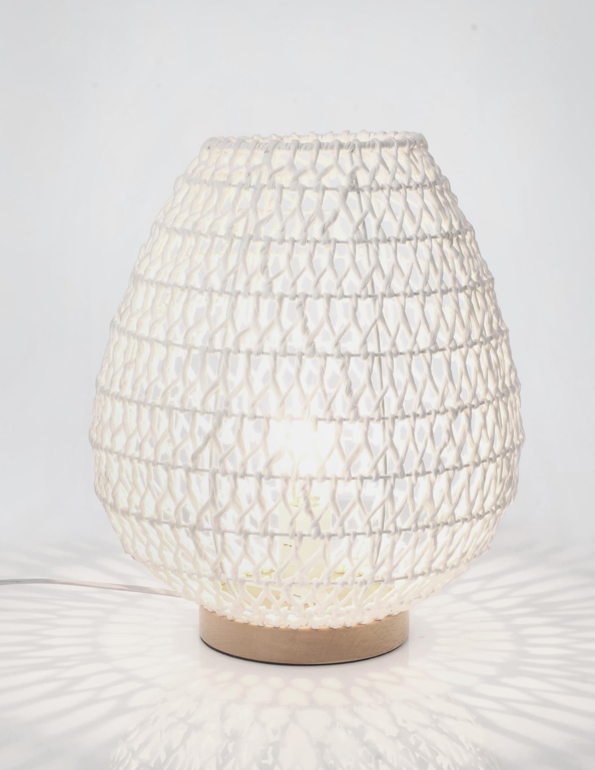Lampada da tavolo "Zambia" bianca in acciaio h 35 cm in Lampade da tavolo e abat-jour Decor Space - Altamura, commercioVirtuoso.it