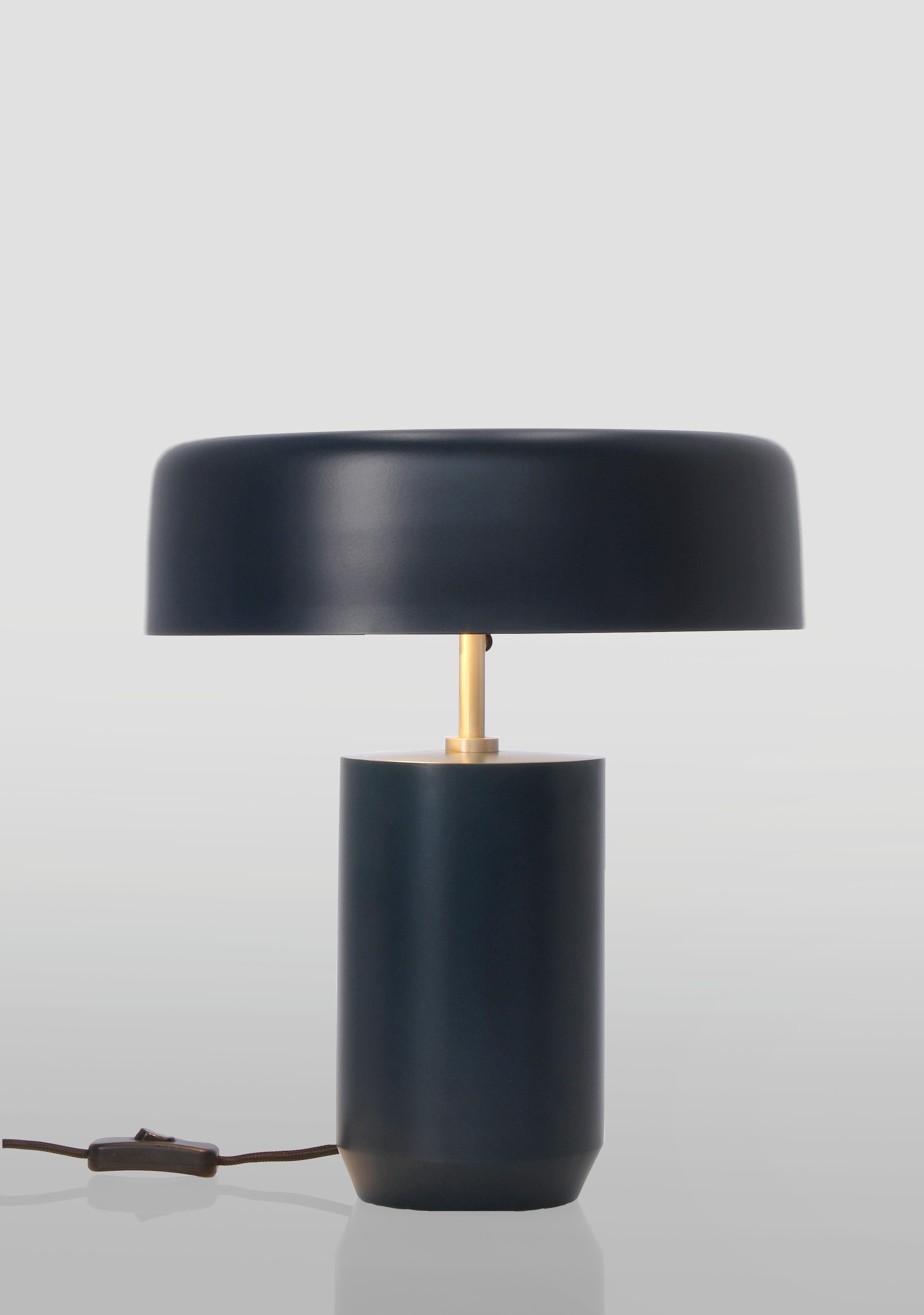Lampada da tavolo "Kaithal" blu in metallo h 35 cm in Lampade da tavolo e abat-jour Decor Space - Altamura, commercioVirtuoso.it