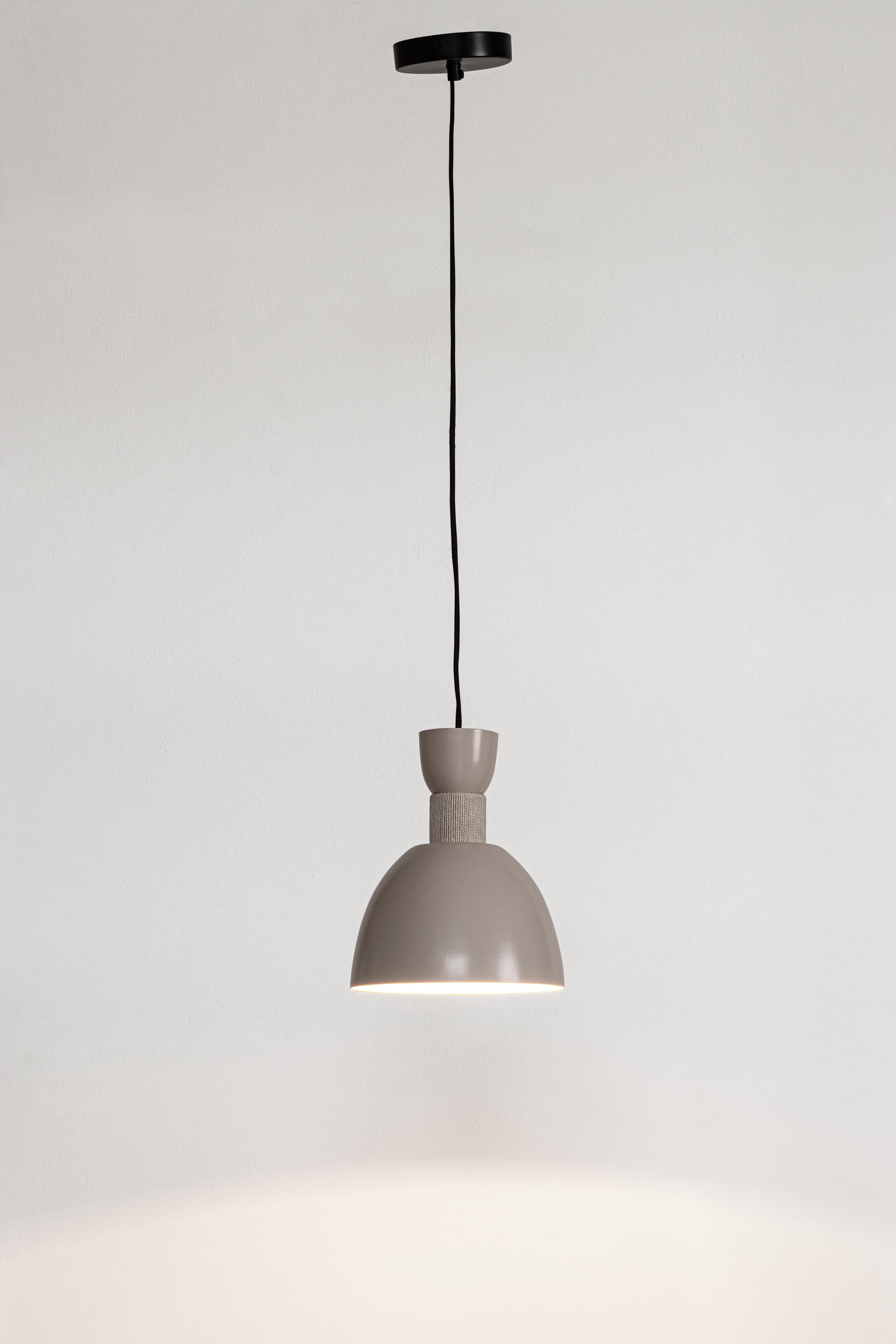 Lampadario "Jabalpur" in metallo e cotone in Lampadari Decor Space - Altamura, commercioVirtuoso.it