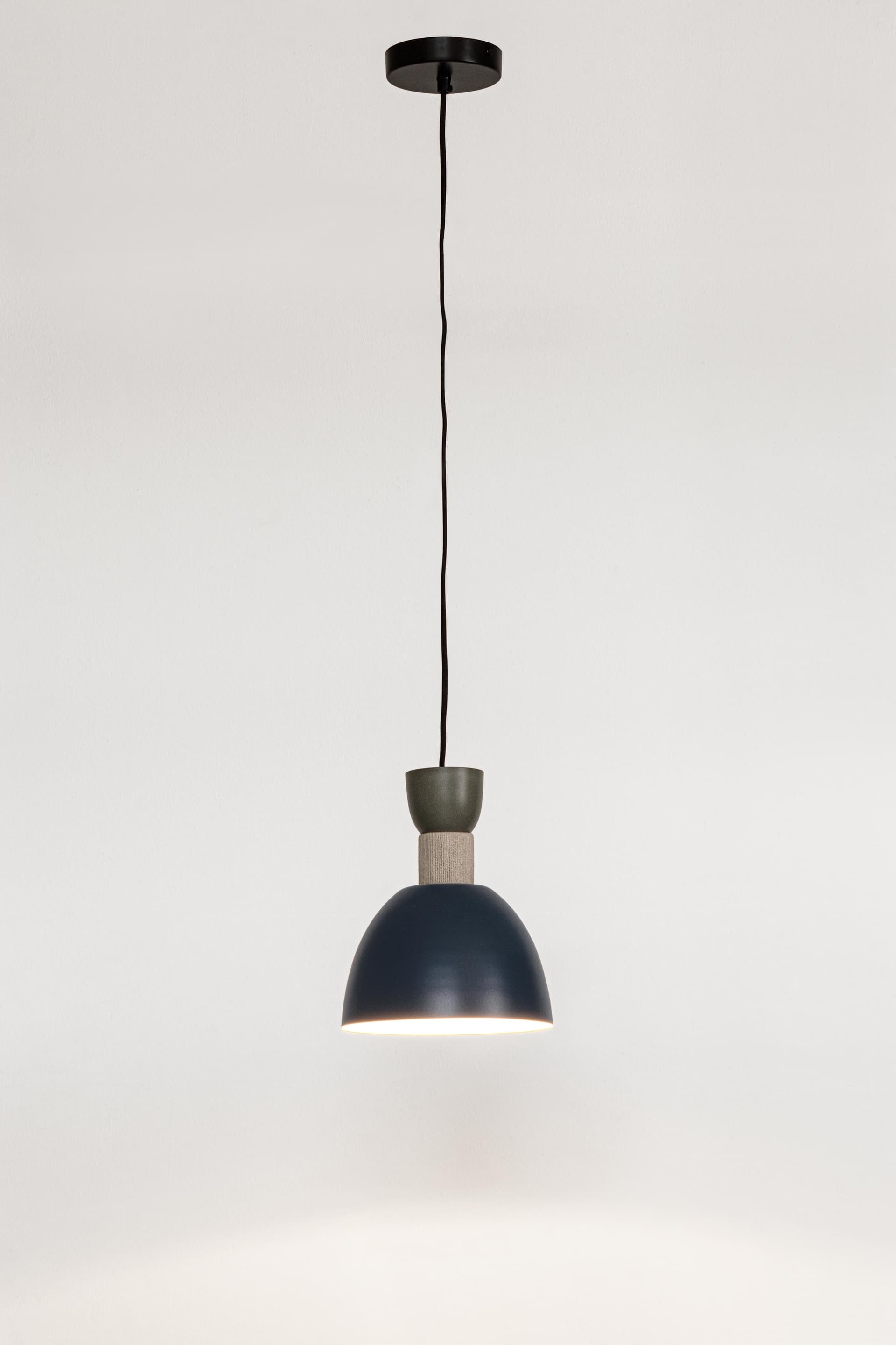 Lampadario "Jabalpur" in metallo e cotone in Lampadari Decor Space - Altamura, commercioVirtuoso.it