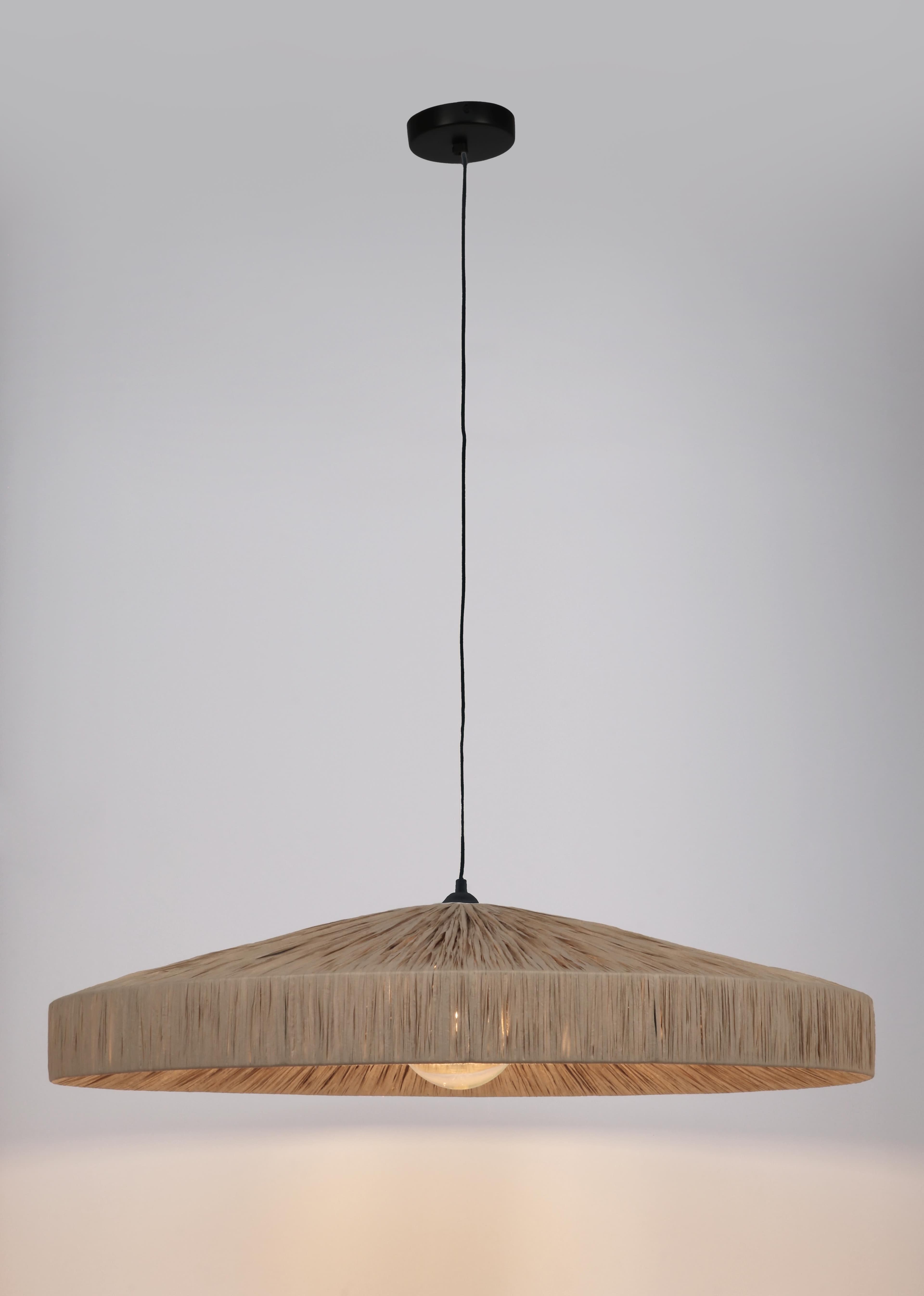 Lampadario "Kanda" in rafia e metallo in Lampade a sospensione Decor Space - Altamura, commercioVirtuoso.it