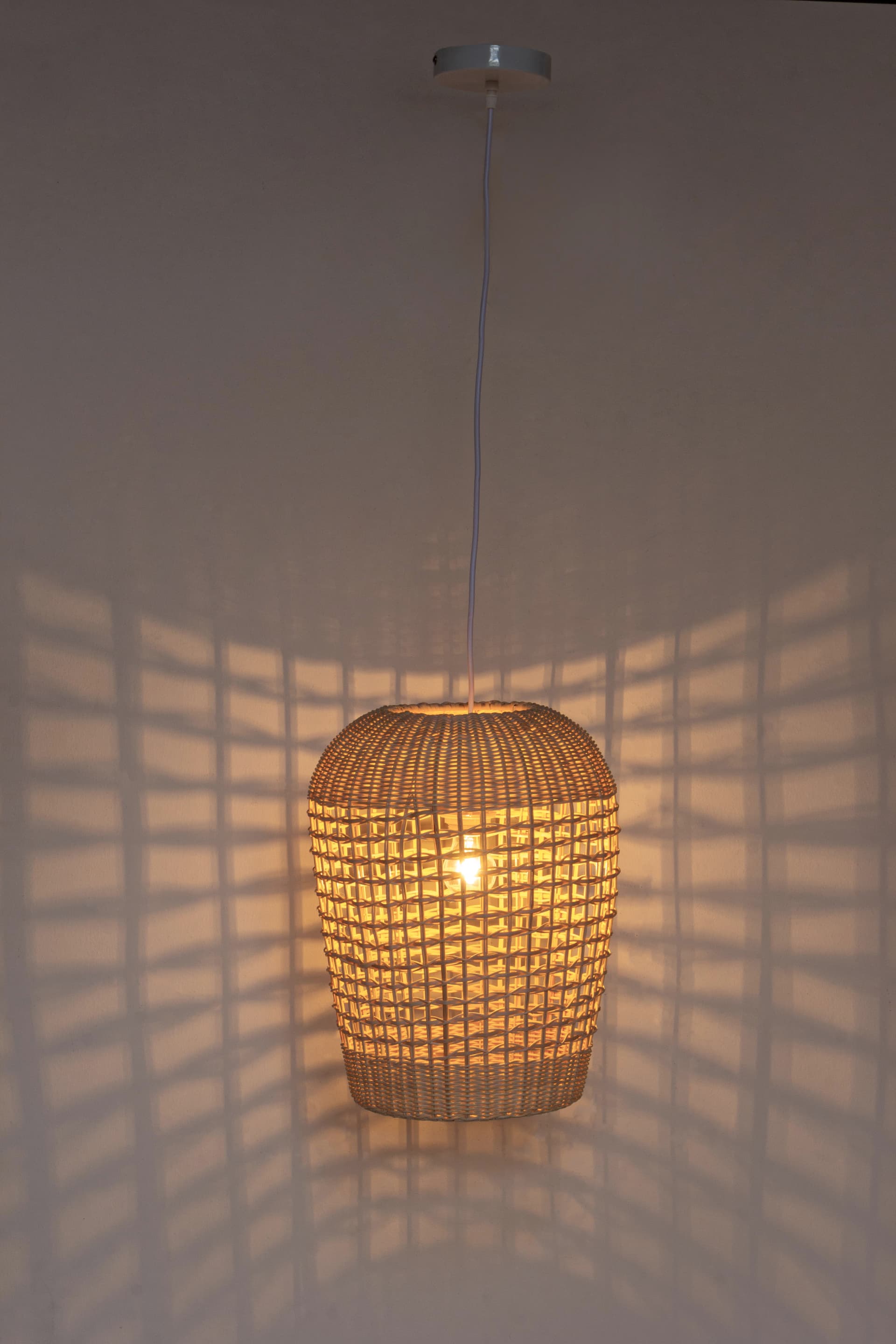 Lampadario "Suez Svas" in acciaio e rattan d 31 cm in Lampade a sospensione Decor Space - Altamura, commercioVirtuoso.it
