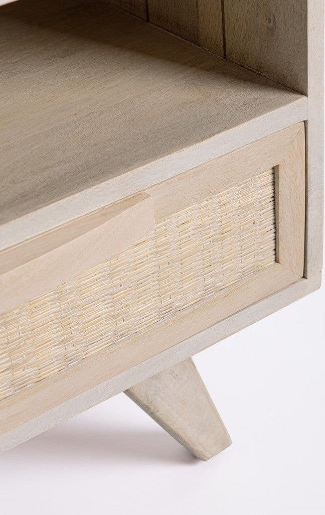 Comodino "Sahana" per camera, Struttura In Legno Di Mango, Schienale E Fondo Cassetto In Mdf in Comodini Decor Space - Altamura, commercioVirtuoso.it