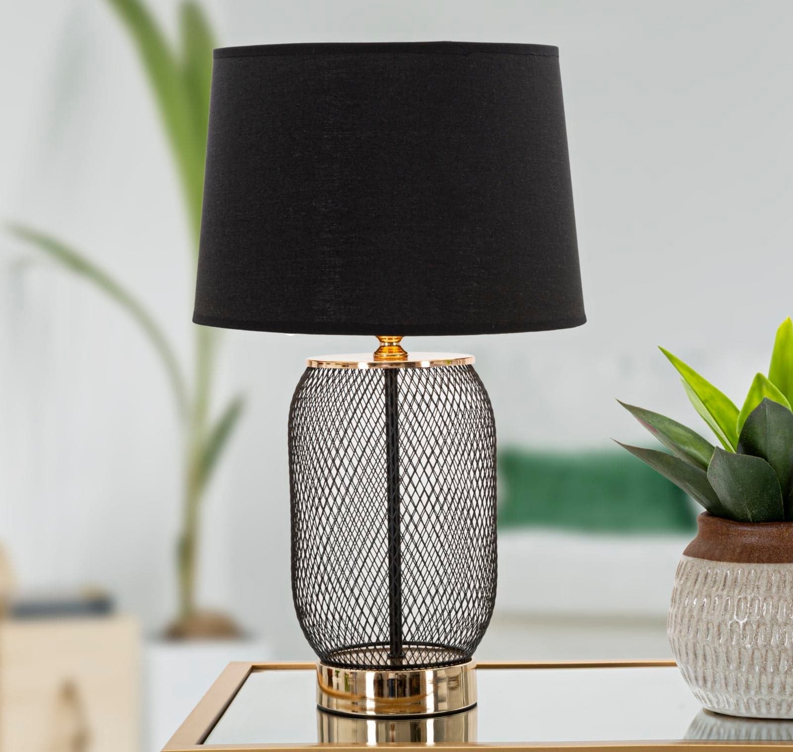 Lampada da tavolo "Chaine" struttura in metallo colore nero e tessuto per interni in Lampade a sospensione Decor Space - Altamura, commercioVirtuoso.it