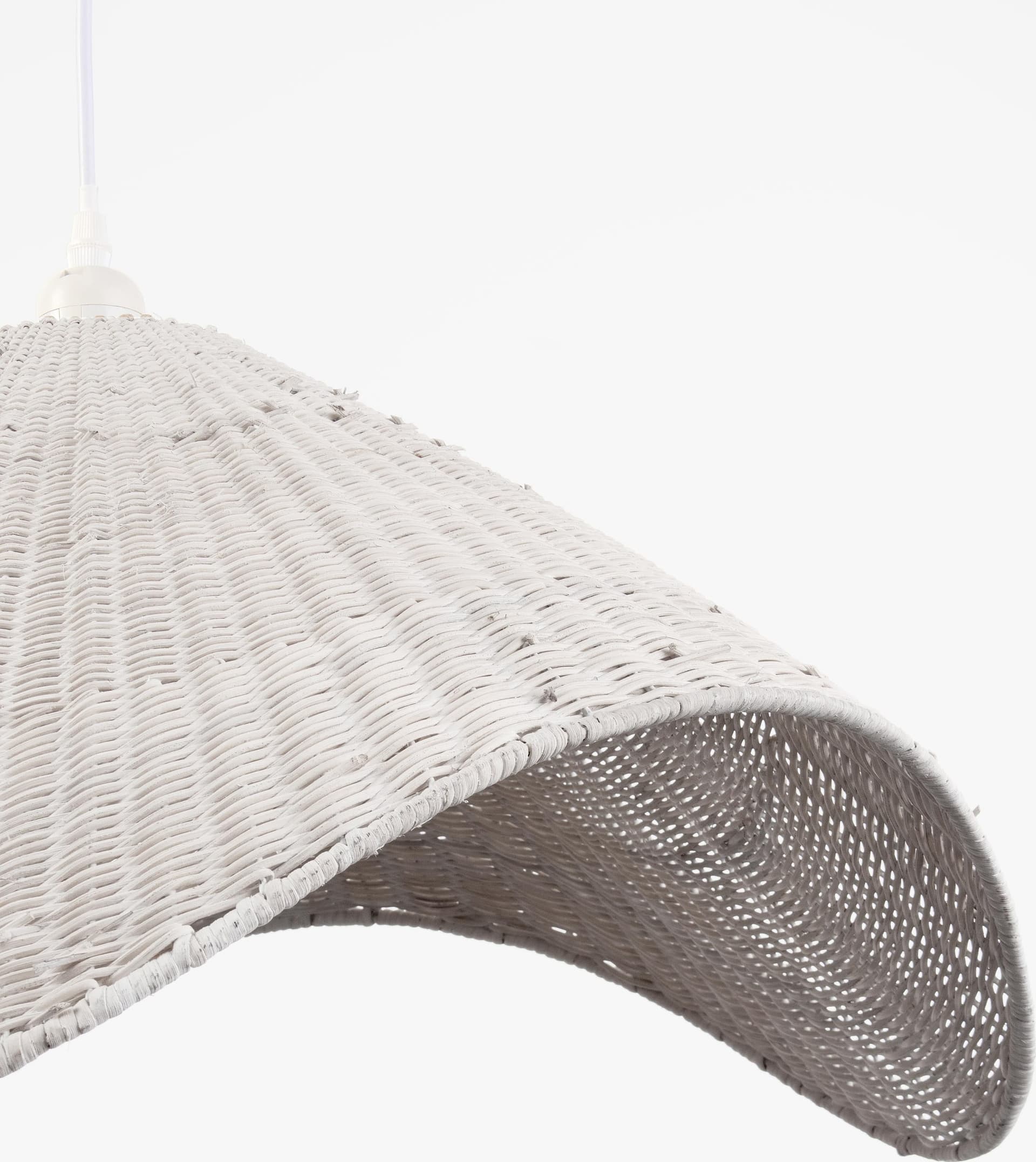 Lampadario "Cappello" in acciaio e vimini h 28 cm in Lampade a sospensione Decor Space - Altamura, commercioVirtuoso.it