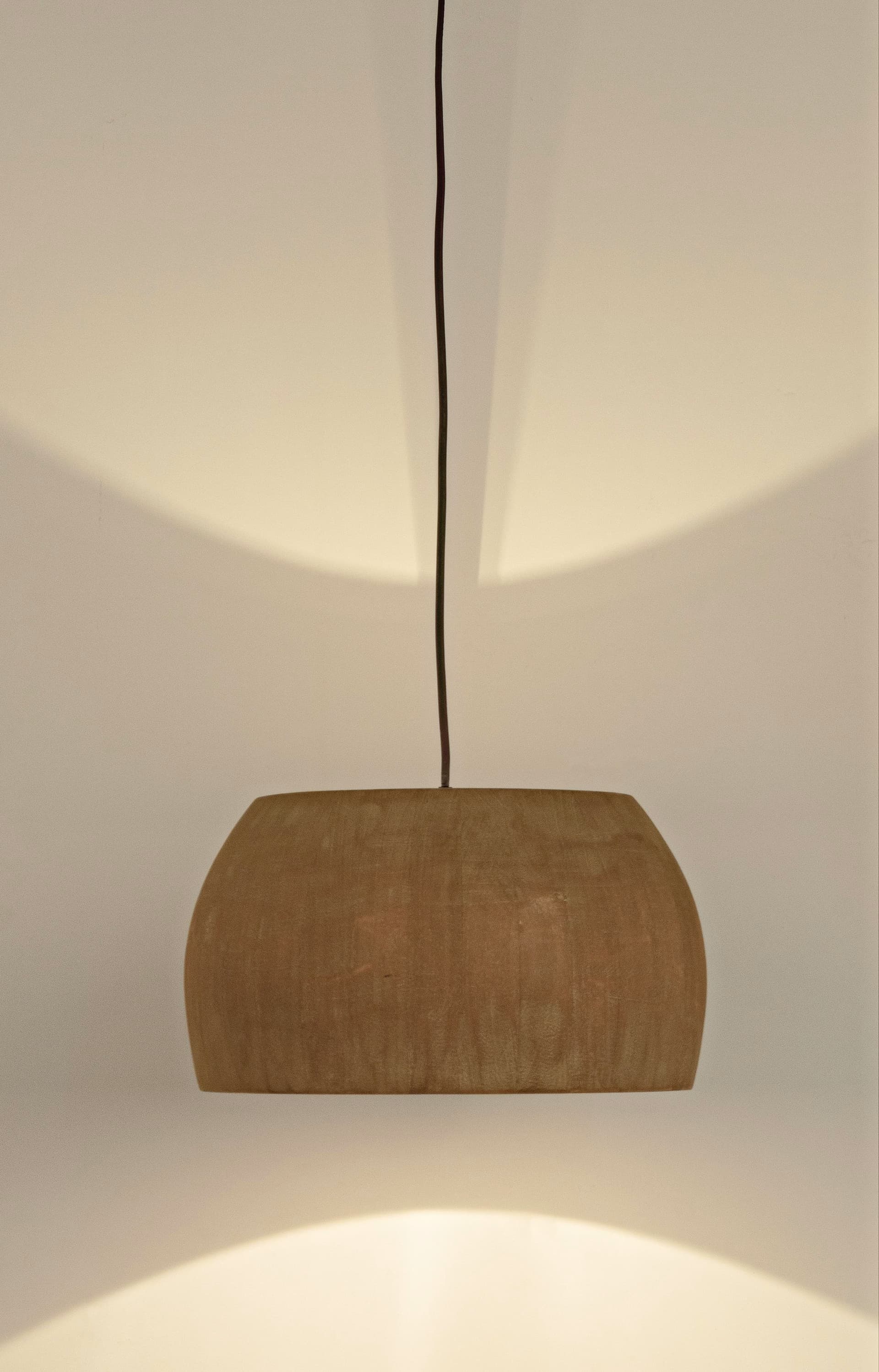 Lampadario "Solid" naturale in legno di paulonia e acciaio in Lampade a sospensione Decor Space - Altamura, commercioVirtuoso.it