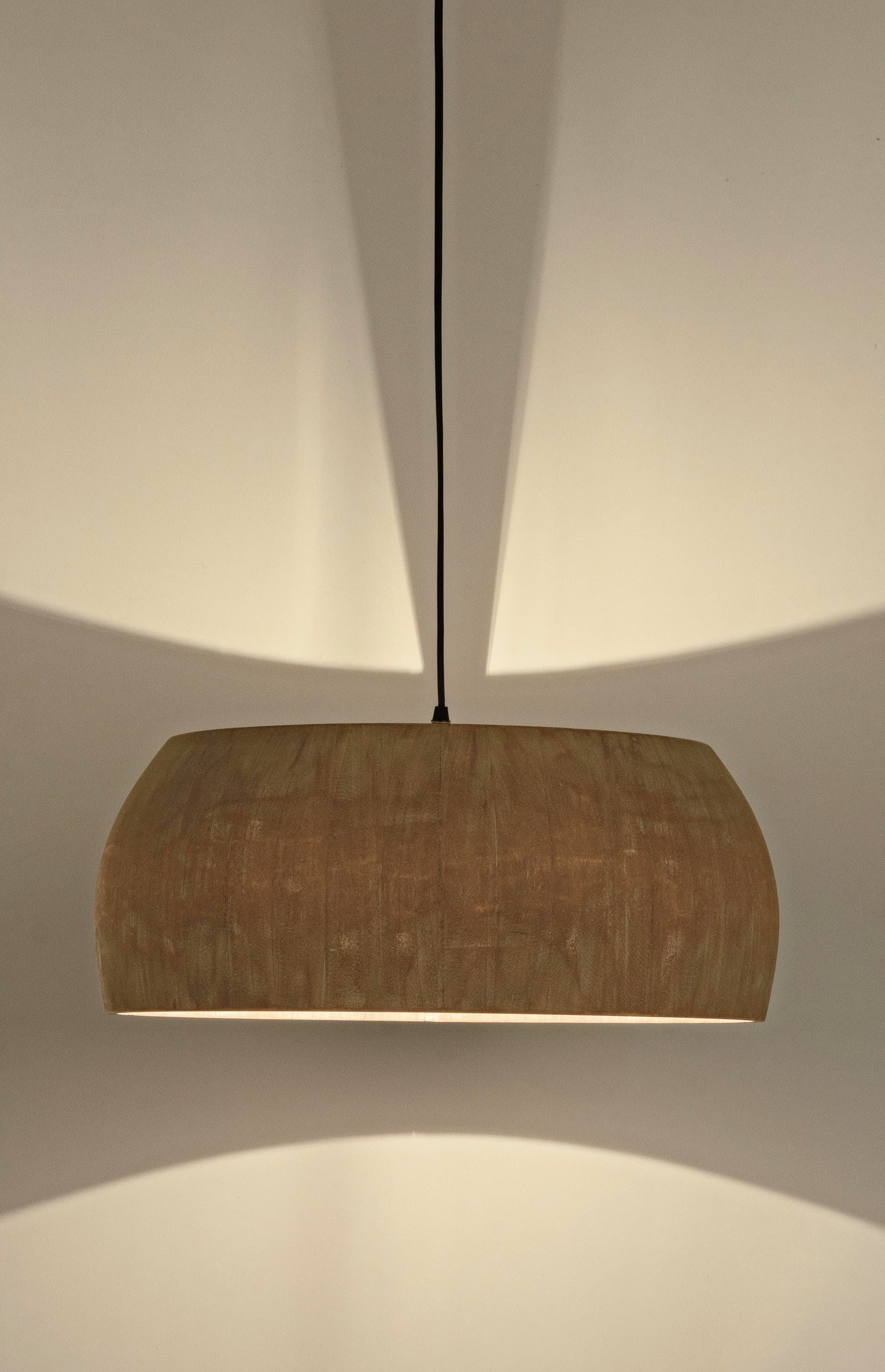 Lampadario "Solid" naturale in legno di paulonia e acciaio in Lampade a sospensione Decor Space - Altamura, commercioVirtuoso.it