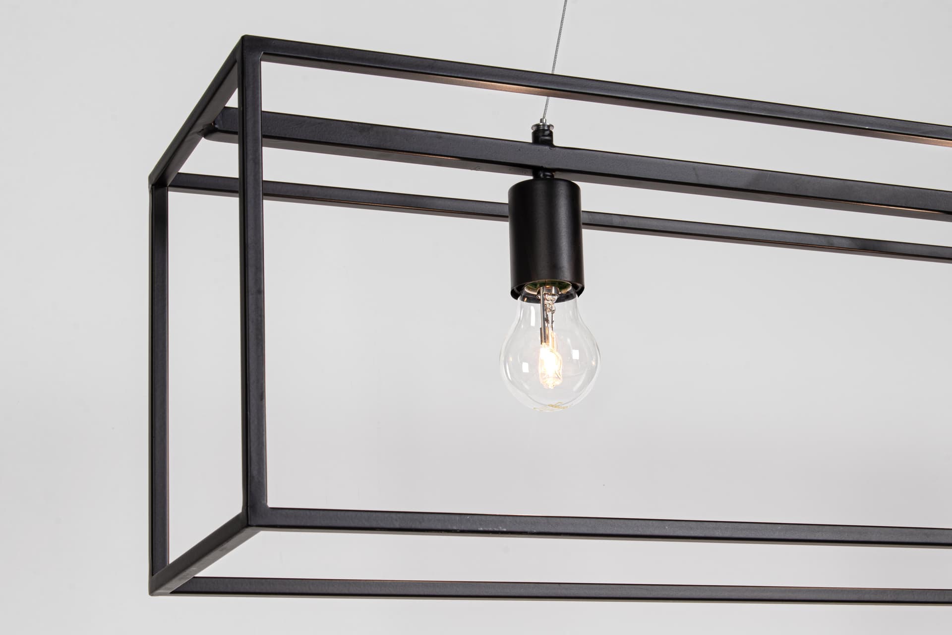 Lampadario "Belleville" 3 luci in acciaio 110x20x25h in Lampade a sospensione Decor Space - Altamura, commercioVirtuoso.it