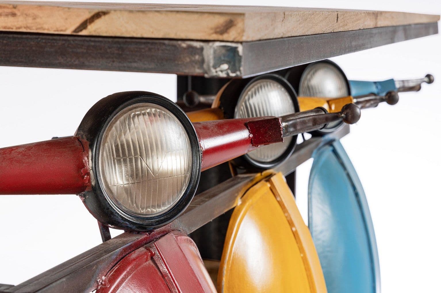 Consolle porta oggetti da bar "Tris Vespa" colorate, struttura in acciaio, da 143,5 x 75 x 100,3 cm in Console e tavoli da divano Decor Space - Altamura, commercioVirtuoso.it