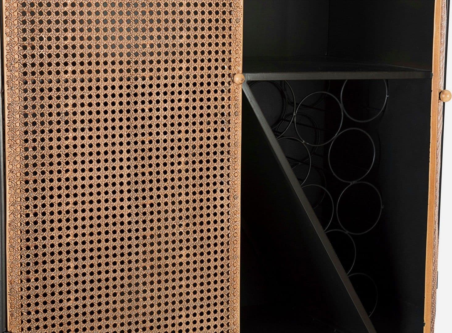 Mobile 2 ante da bar "Elton" con struttura in acciaio e cassetti in legno in Credenze e buffet Decor Space - Altamura, commercioVirtuoso.it