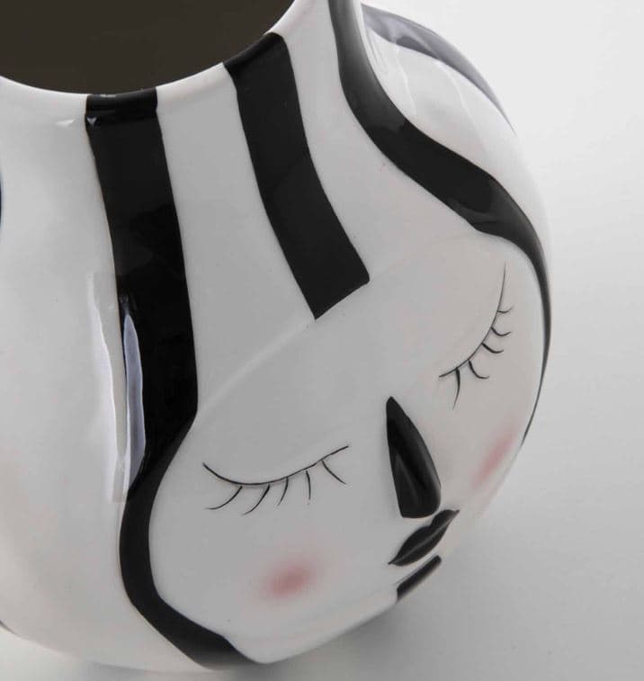 Vaso Faccia decorativa porta fiori diffusore essenze in ceramica volto donna h 15,8 cm in Vasi Decor Space - Altamura, commercioVirtuoso.it