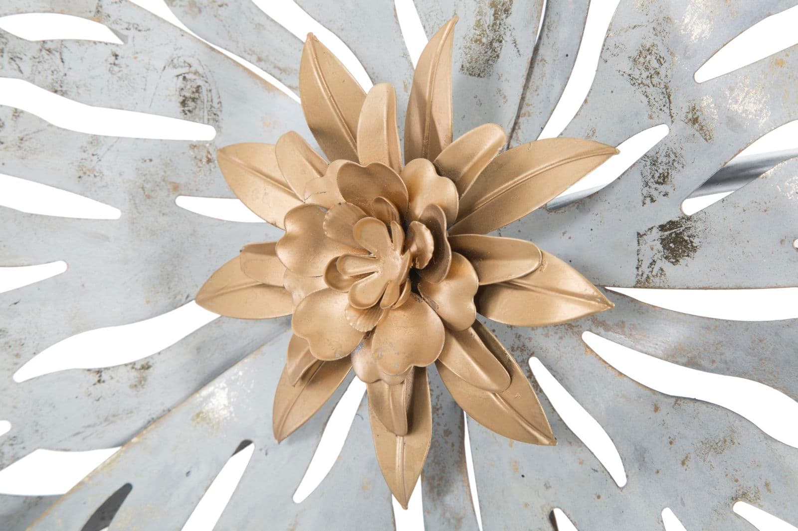 Composizione floreale Lory in ferro per decorazioni ambienti in Sculture a parete Decor Space - Altamura, commercioVirtuoso.it