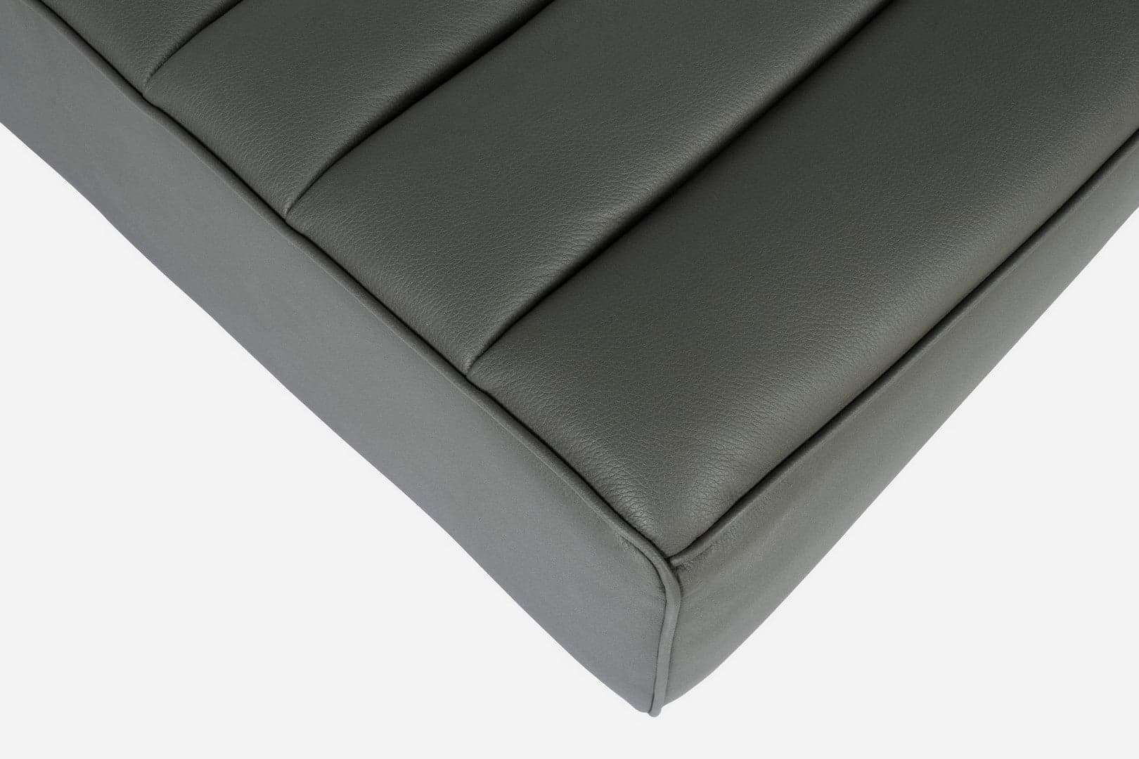 Poltrona Pouf "Magnus" per interno, con struttura in legno da 76x87x38 cm in Ottomane e poggiapiedi Decor Space - Altamura, commercioVirtuoso.it