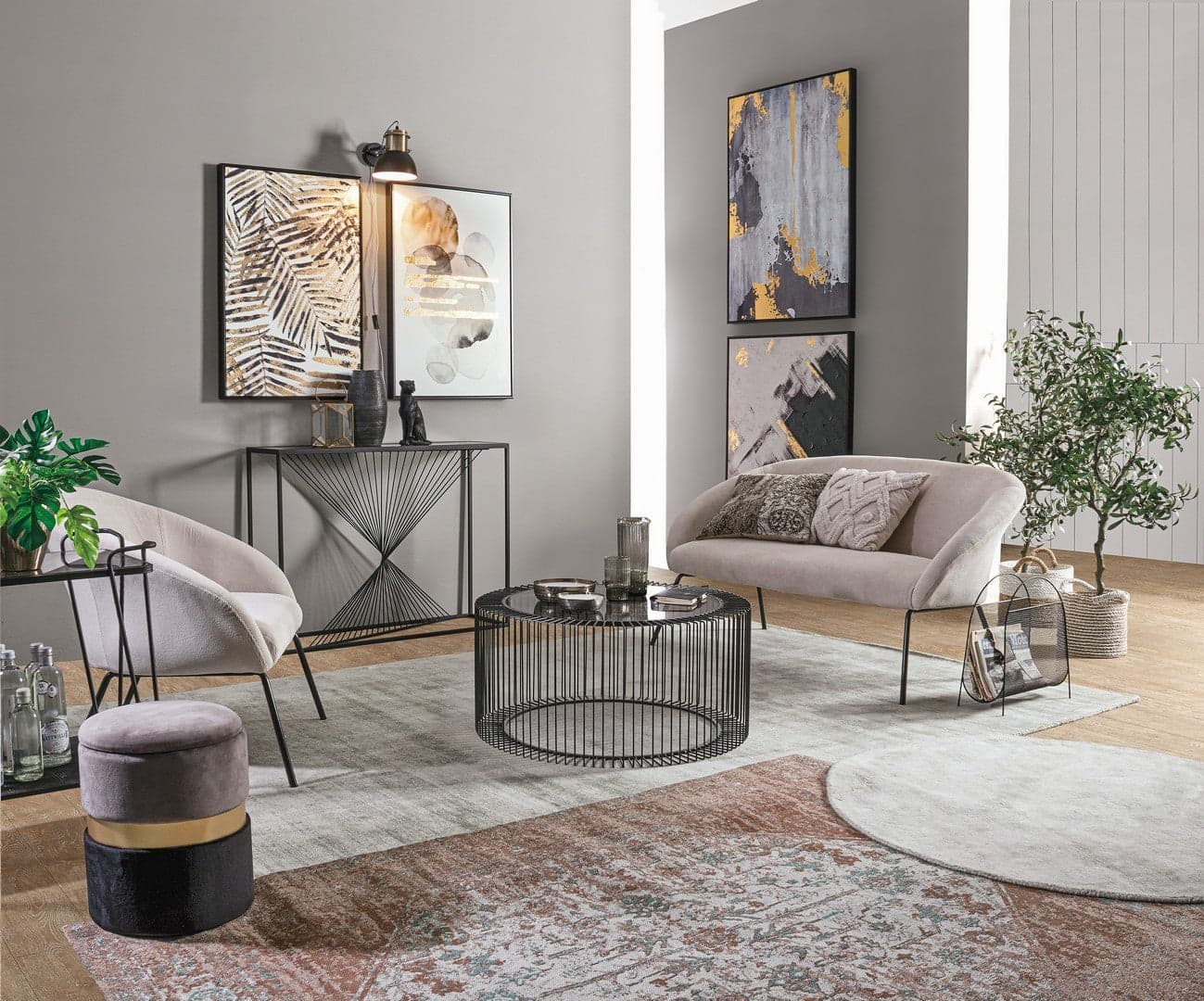 Poltrona Pouf "Pavlina" per interno, con struttura in mdf e compensato set da 2 pezzi in Ottomane e poggiapiedi Decor Space - Altamura, commercioVirtuoso.it