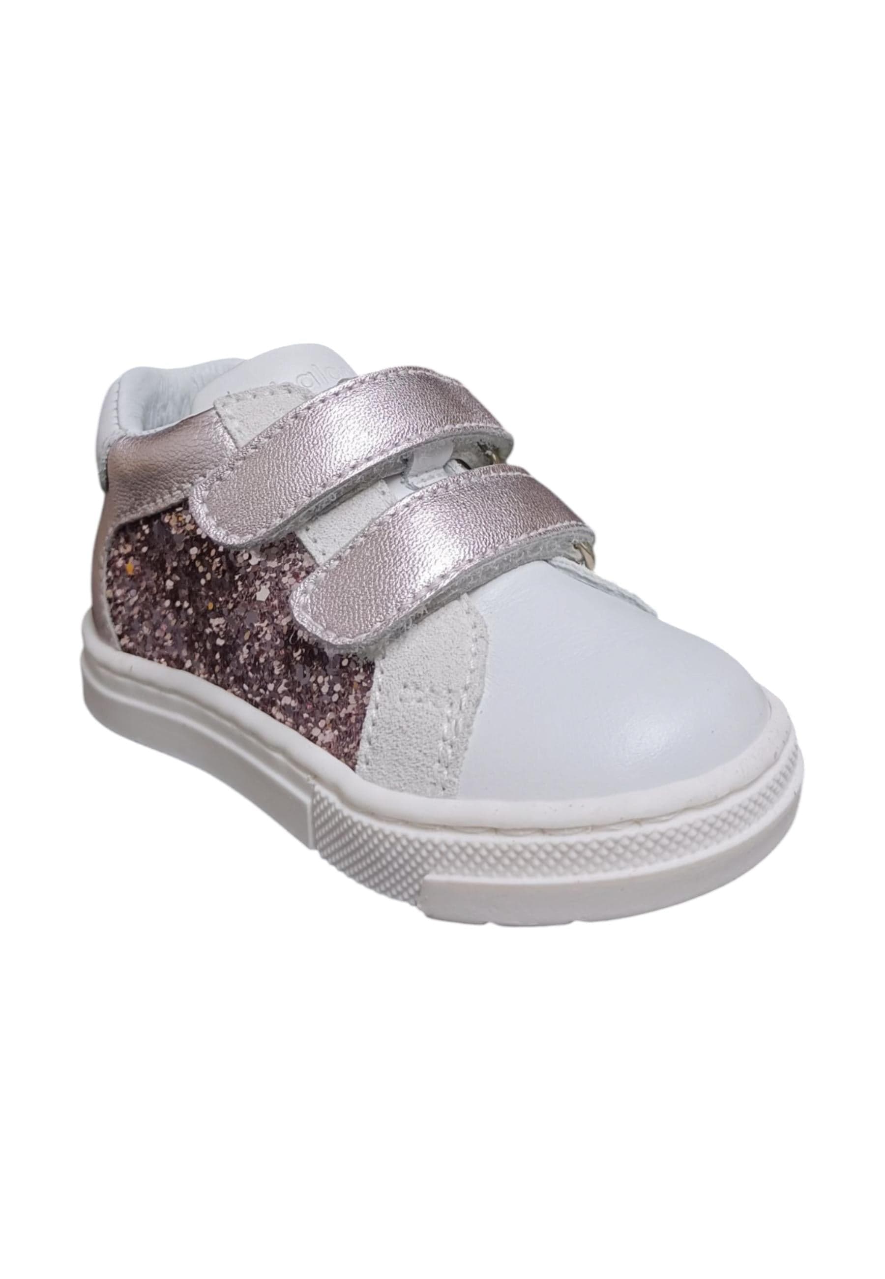 Scarpe sneakers Bambine balocchi MINI  bianco-cipria velcro in Sneaker casual Scarpetteria Gica - Trani, commercioVirtuoso.it