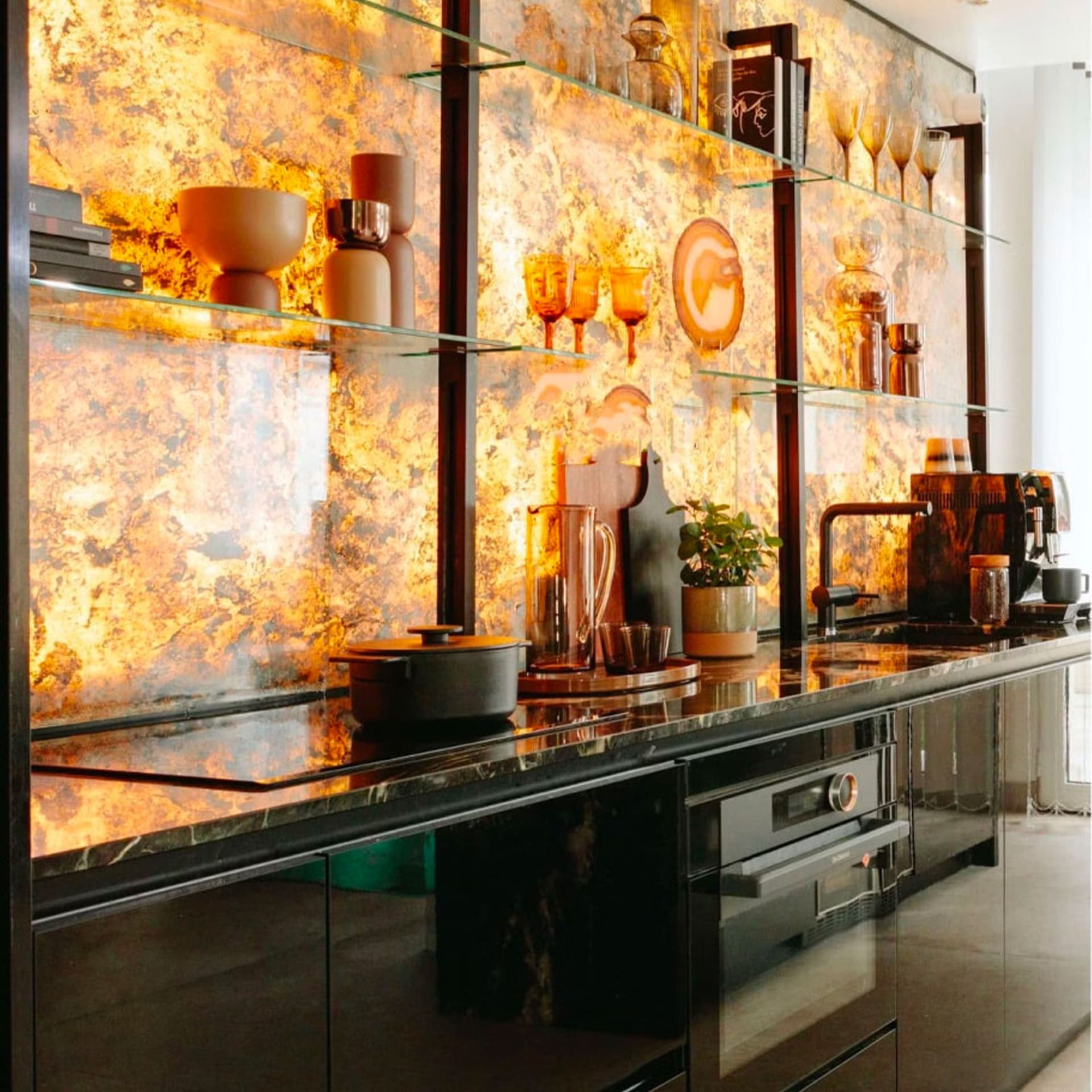 pannello rivoluzionario di Rivestimento interno-esterno in VERA PIETRA RETROILLUMINABILE flessibile 280x122x0,3cm LAGO - 16