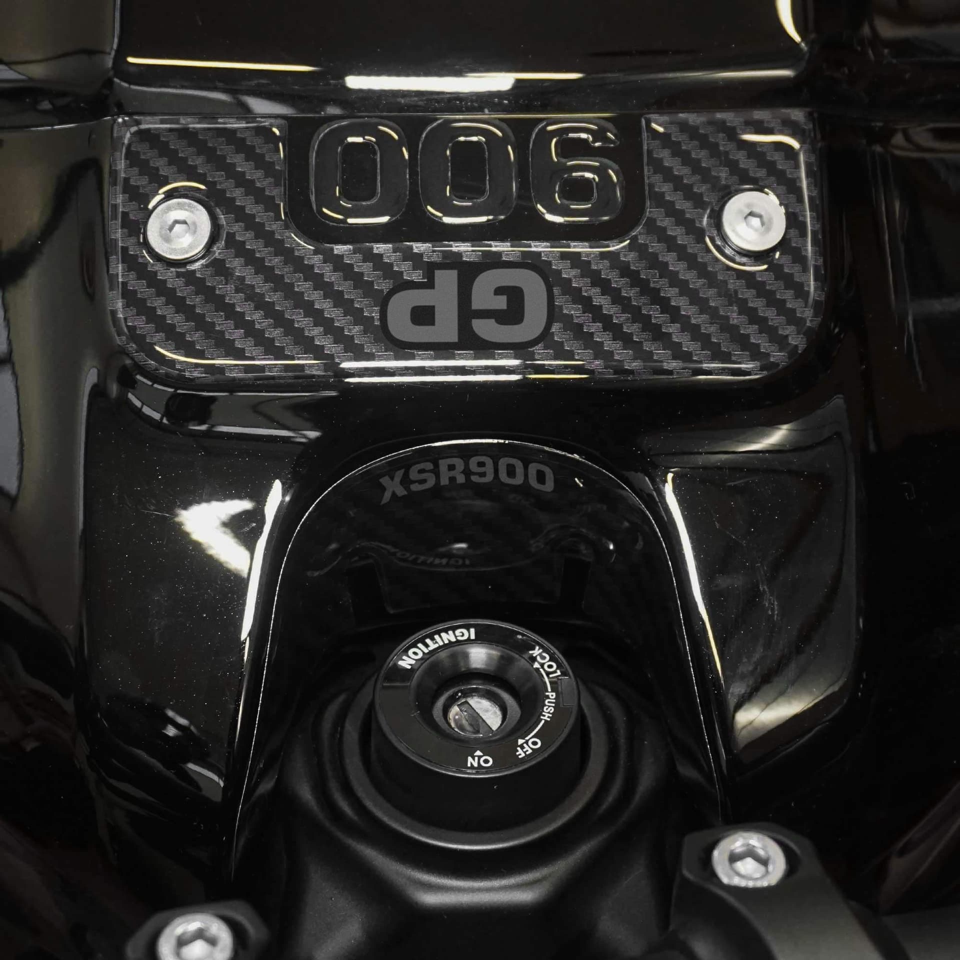 Adesivo zona chiave 3D compatibile con Yamaha XSR900 GP 2024-2025 - 11