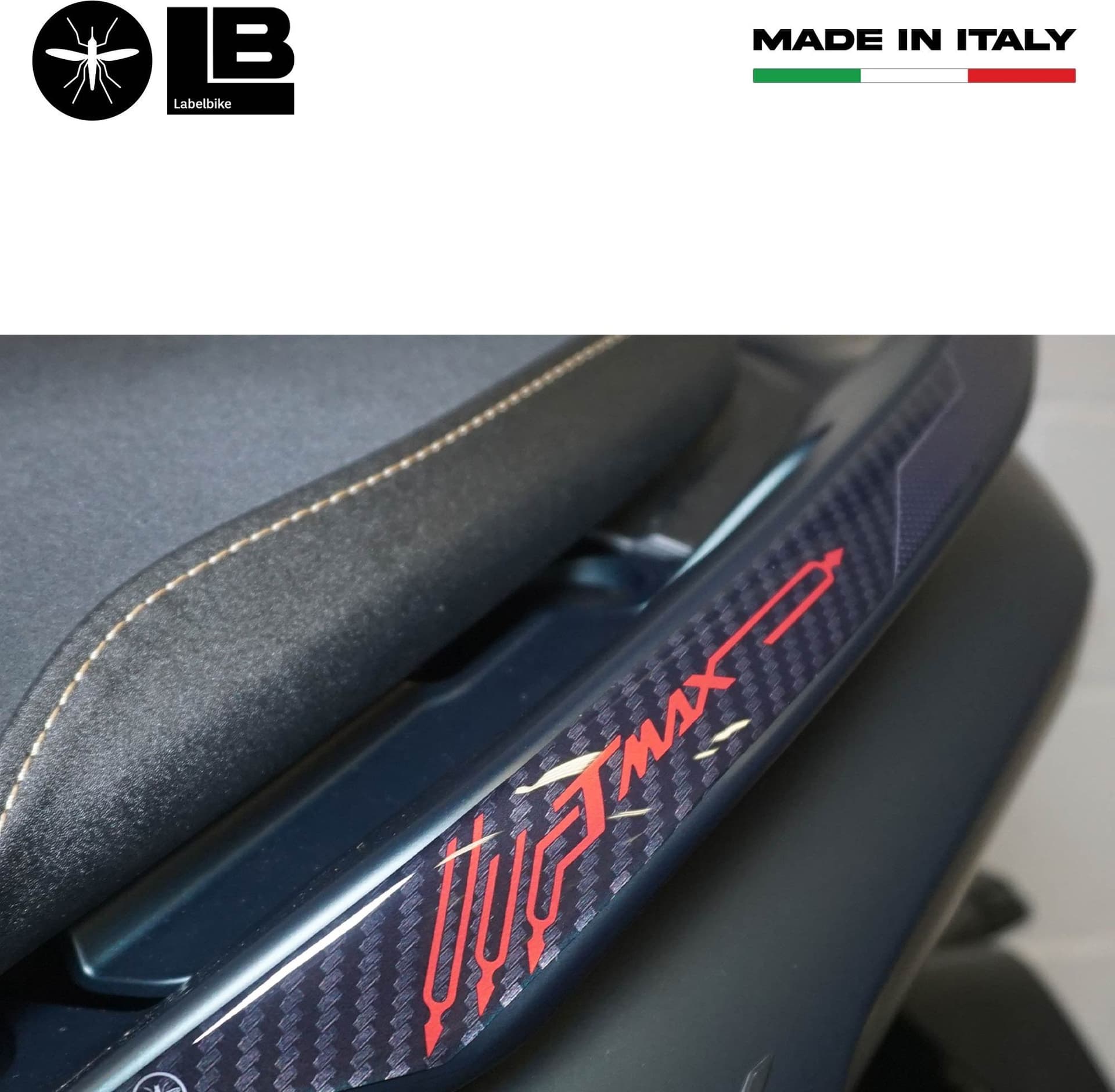 Adesivi 3D Protezione maniglie senza bauletto compatibili con Yamaha Tmax 2022-5 - 9