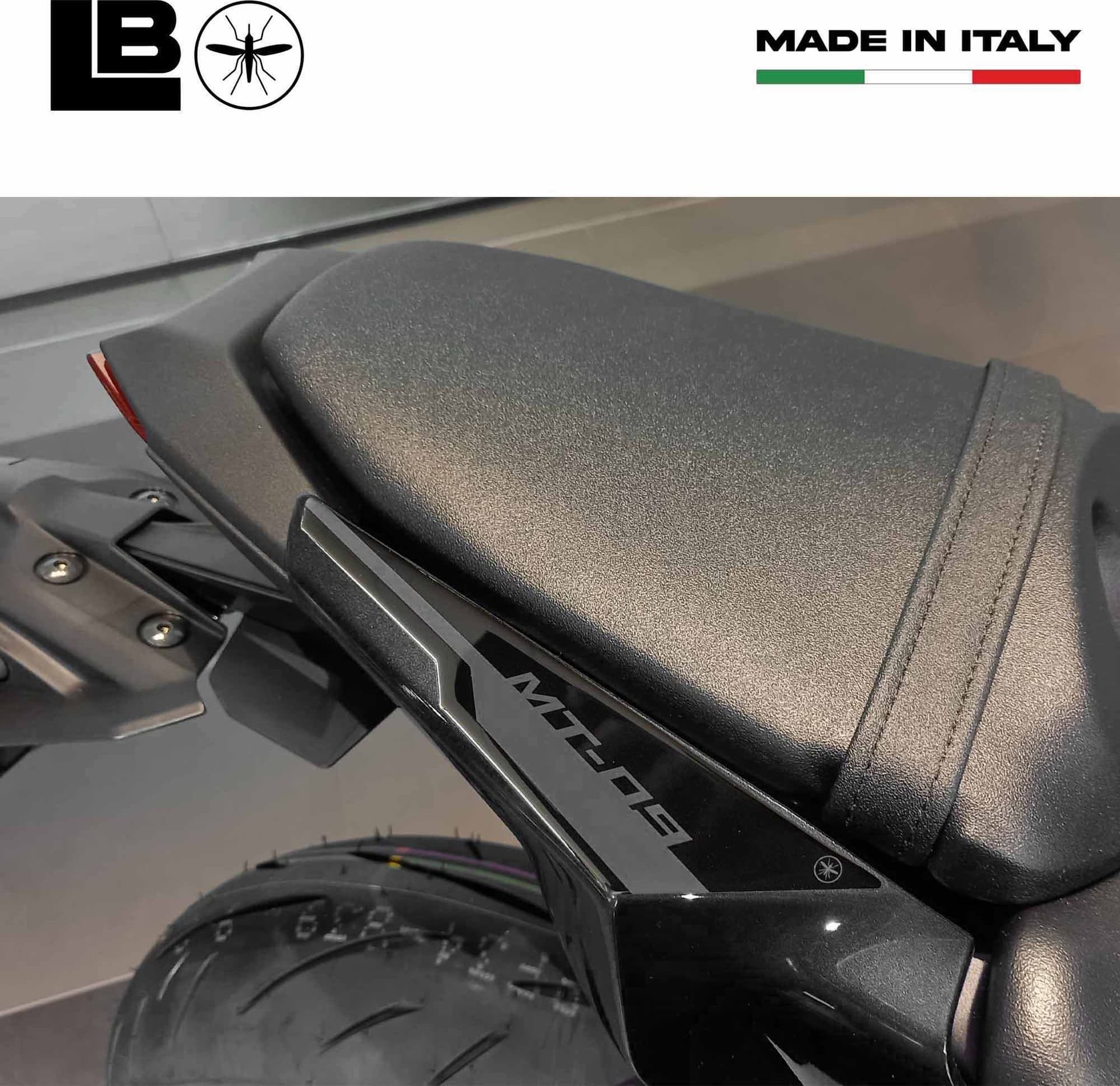 Adesivo 3D Protezione codino posteriore compatibile con Yamaha MT-09 2024-2025 - 15