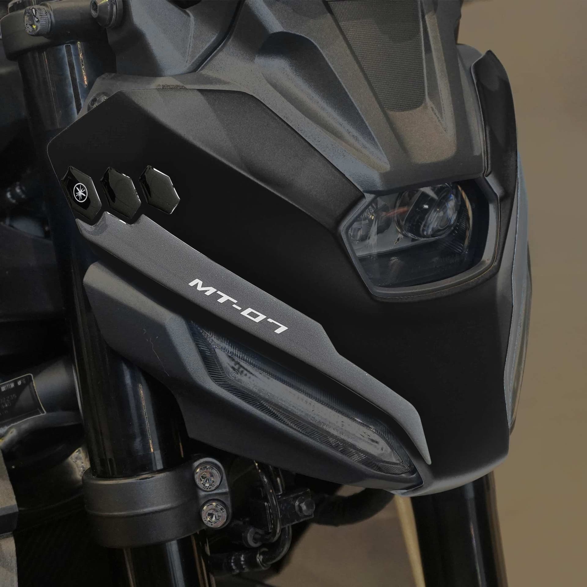 Adesivi 3D Protezioni Muso Frontale moto compatibili con Yamaha MT-07 2025 - 7