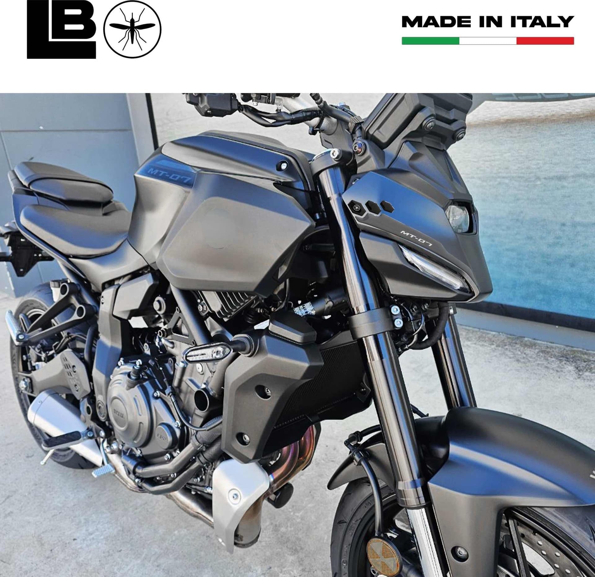 Adesivi 3D Protezioni Muso Frontale moto compatibili con Yamaha MT-07 2025 - 9