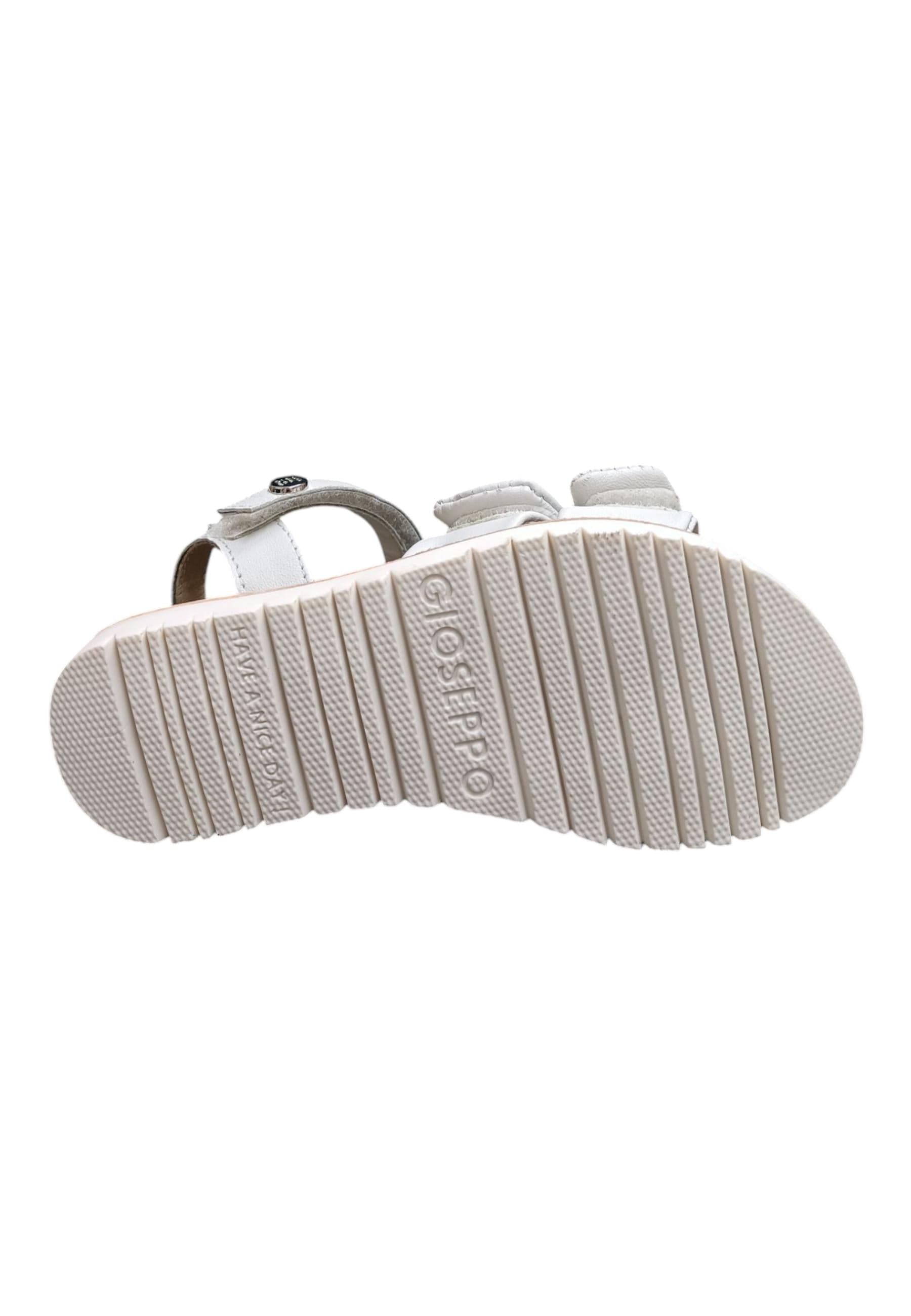 Sandalo bambina Gioseppo Wareham bianco pelle velcro comfort elegance in Ballerine Scarpetteria Gica - Trani, commercioVirtuoso.it