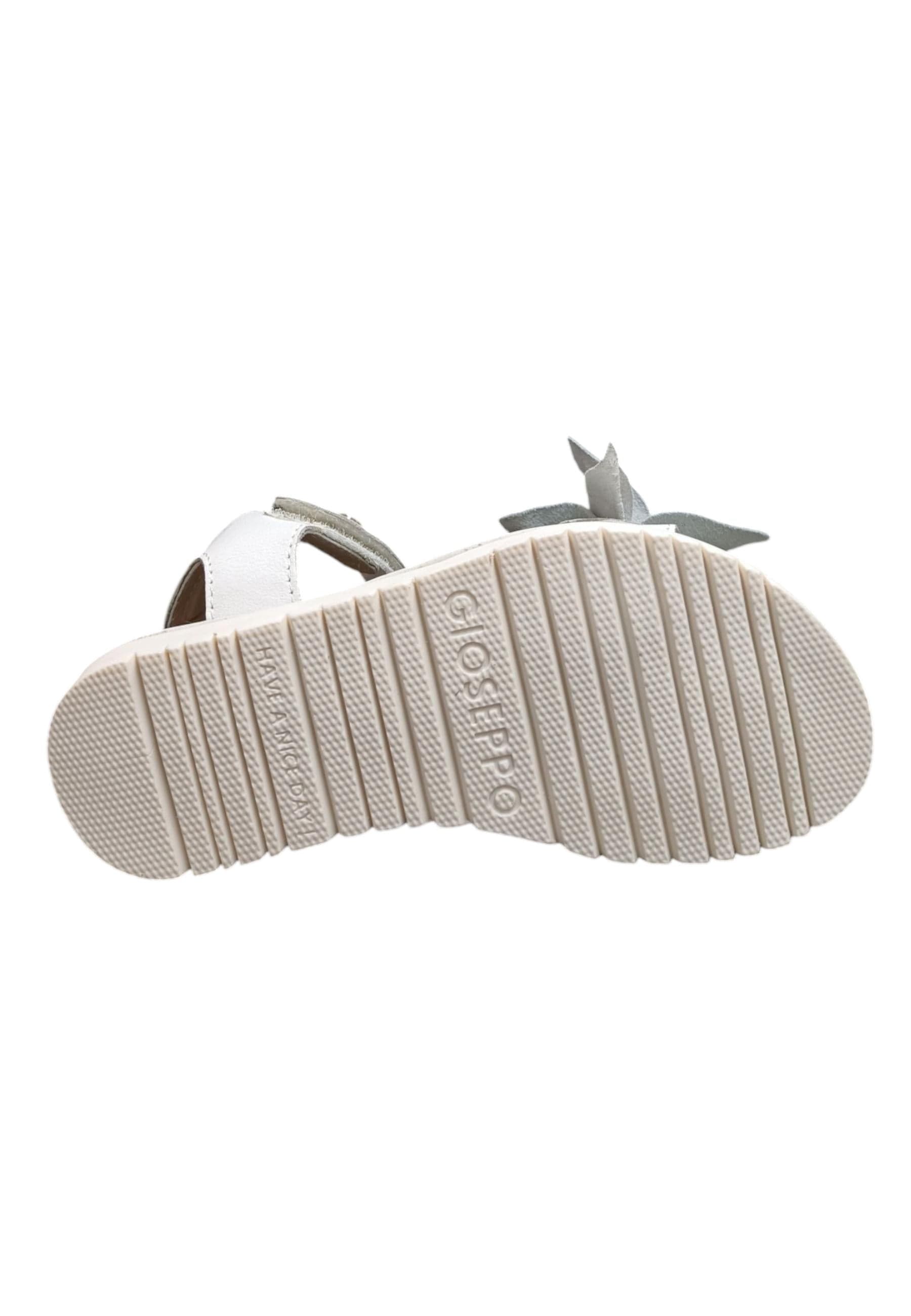 Sandalo bambina Gioseppo Marinette bianco pelle velcro comfort elegance in Ballerine Scarpetteria Gica - Trani, commercioVirtuoso.it