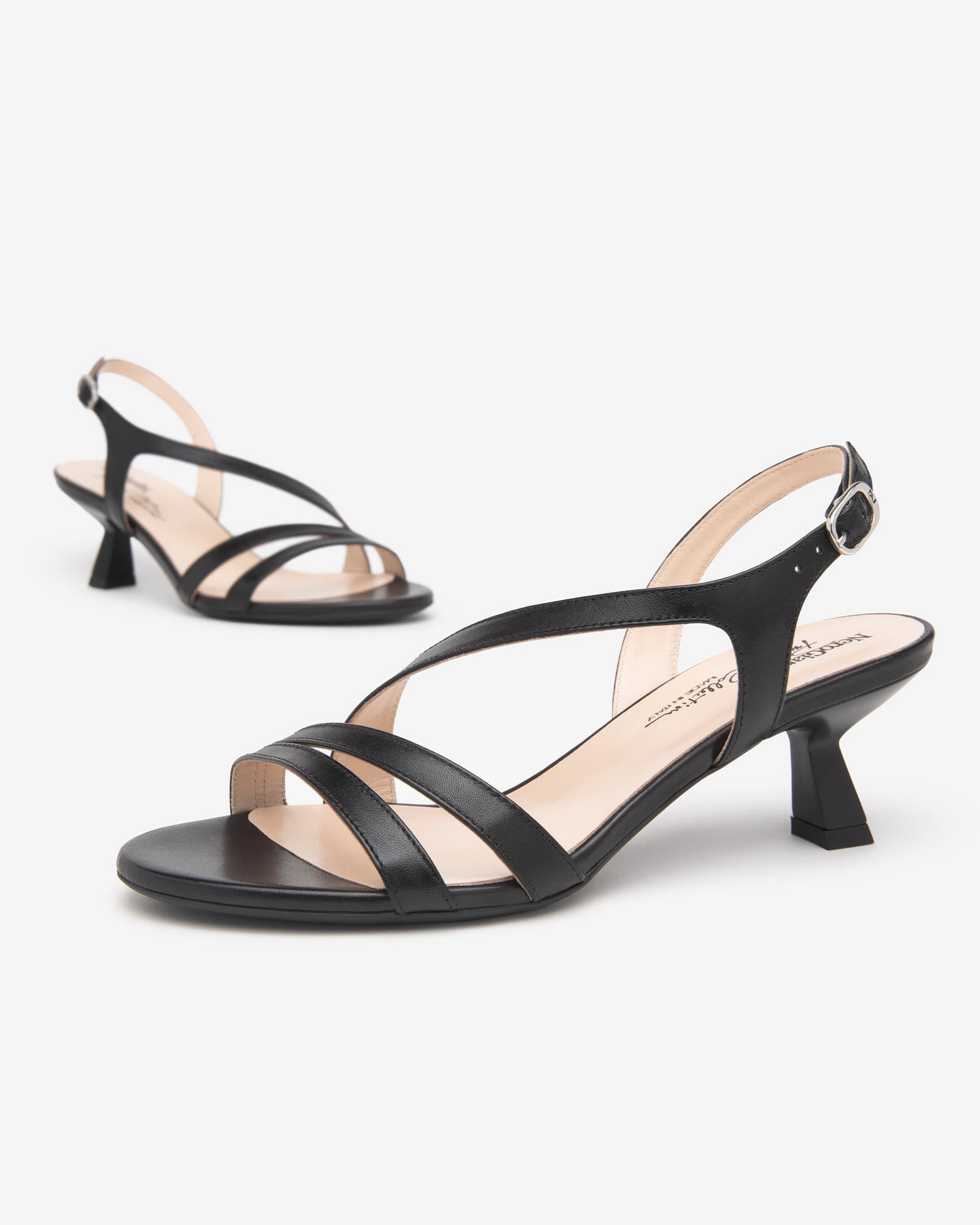 Nero Giardini sandali donna in pelle nero E513221DE100 - 3