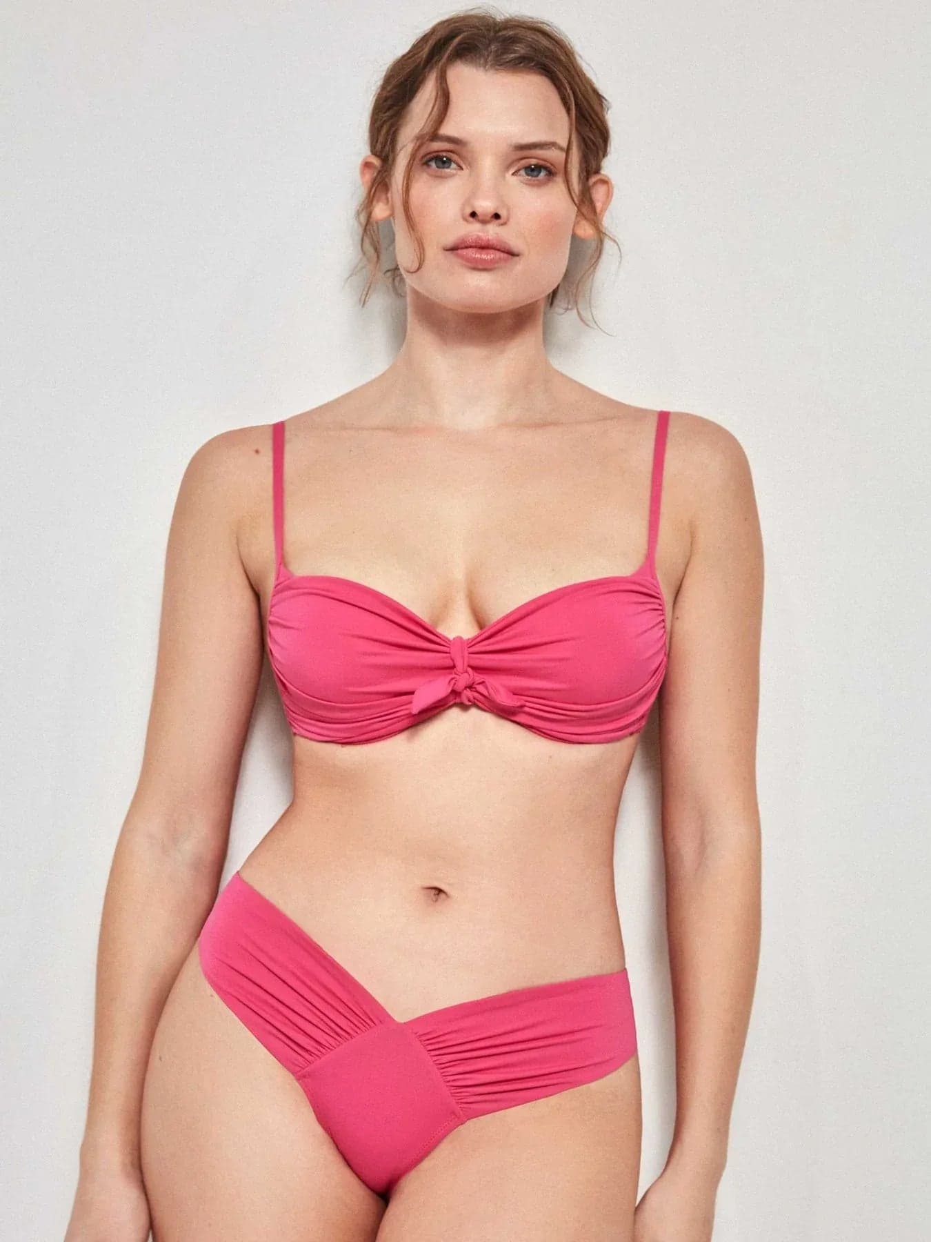 Bikini Donna Gisela Fucsia con Top Push Up e Slip Brasiliano a V - 4