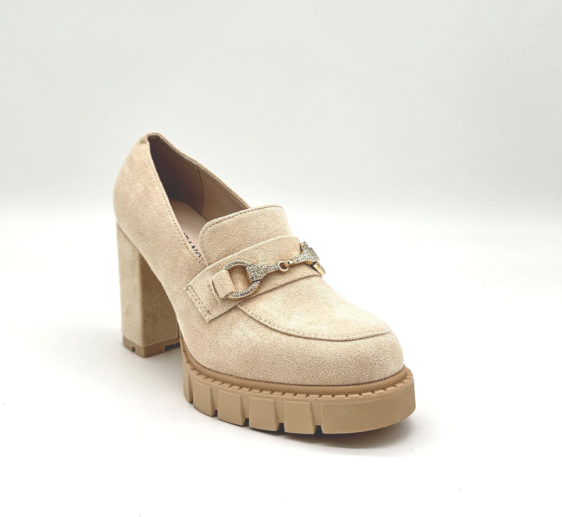 Tiffany - Dècolletè con plateau e gioiello in Scarpe col tacco Affari di Famiglia - Sant’Angelo a Cupolo, commercioVirtuoso.it
