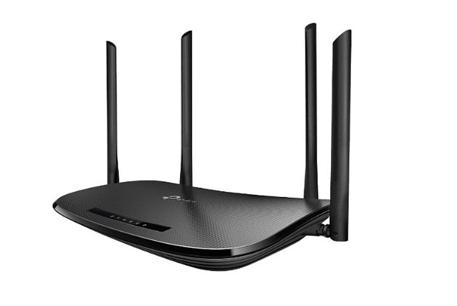 Router Wi-Fi AC1200 MU-MIMO DualBand porte Full Gigabit - 3