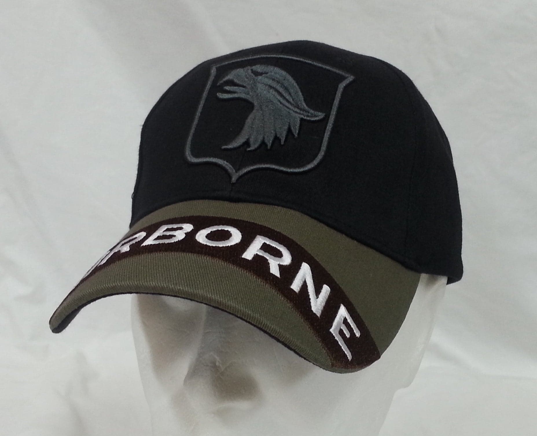 Cappello Airborne tactical in Cappellini Il Distintivo - Pesaro, commercioVirtuoso.it