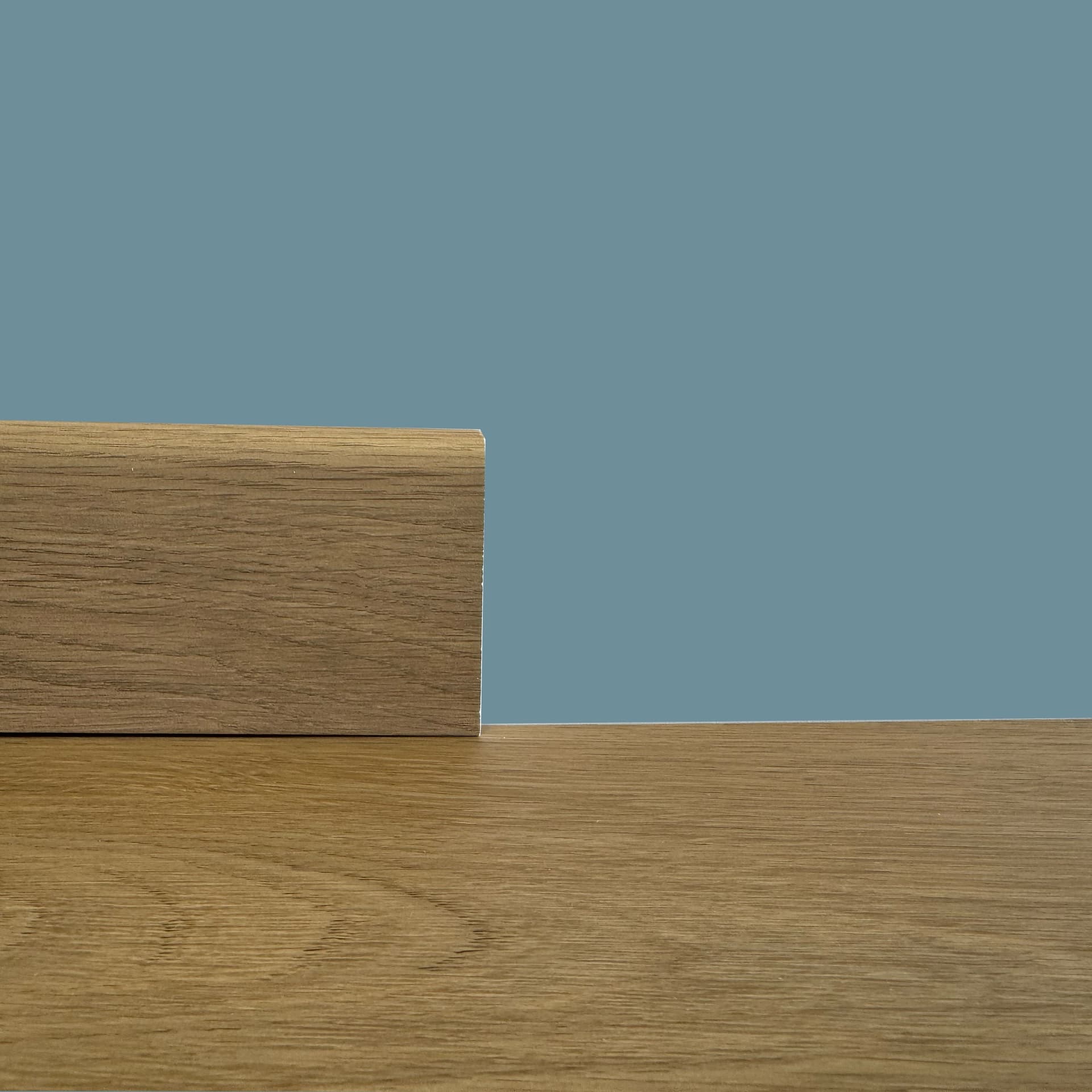 Battiscopa in polistrutturato coordinati linea SPC 70X10mm BC idrorepellenti - Eternal Parquet