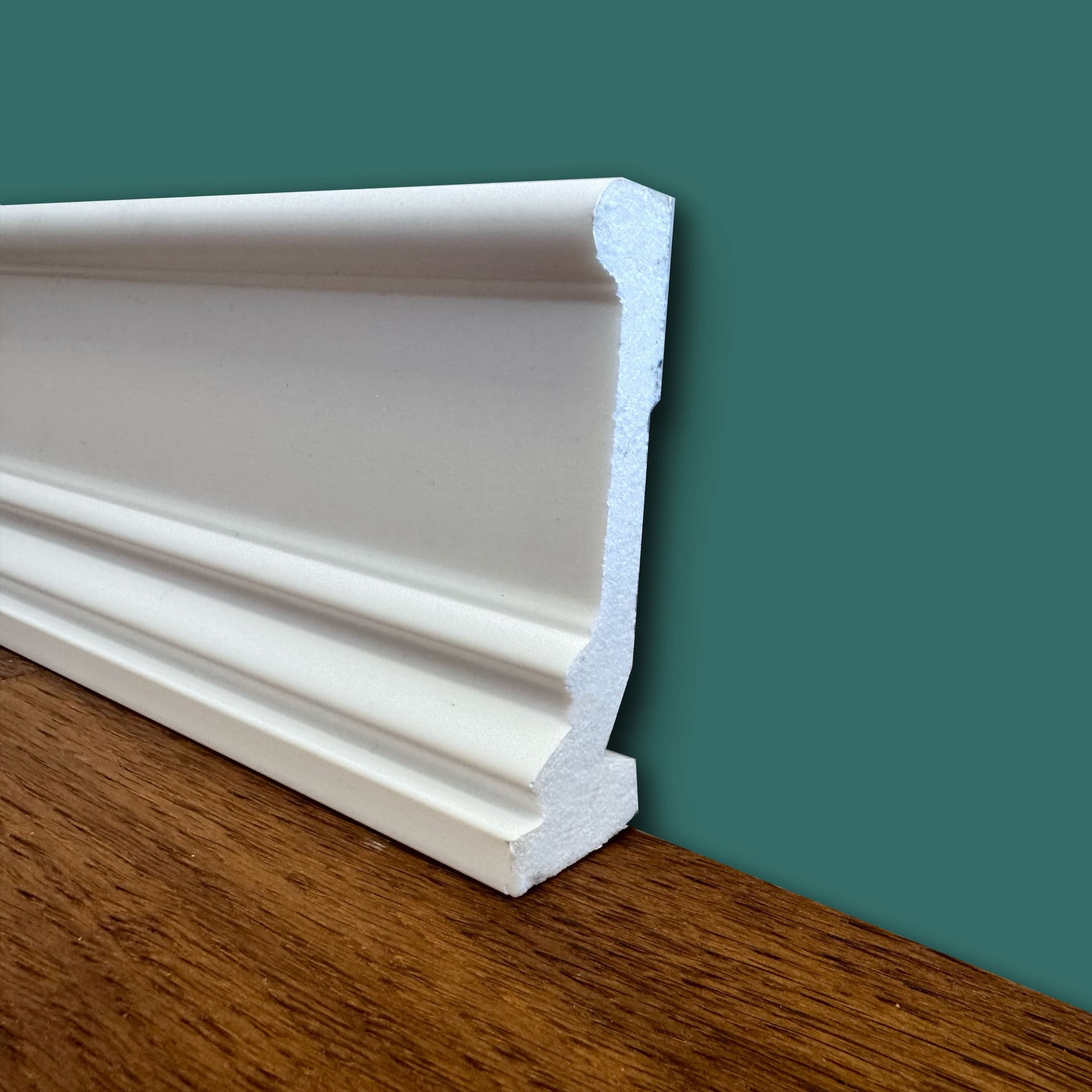 (massimo spessore) Battiscopa in POLIMERI linea BASICBOARD  90x27mm - BIANCO pitturabile (prezzo al metro) in Battiscopa Eternal Parquet - Ariano Irpino, commercioVirtuoso.it