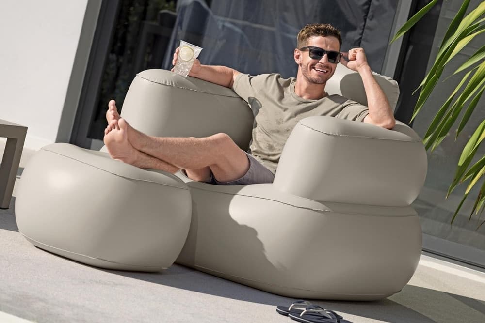 POLTRONA GONFIABILE RELAX COMFORT CON BRACCIOLI POUF POGGIAPIEDI COMFI CUBE 107X99X80CM - 12