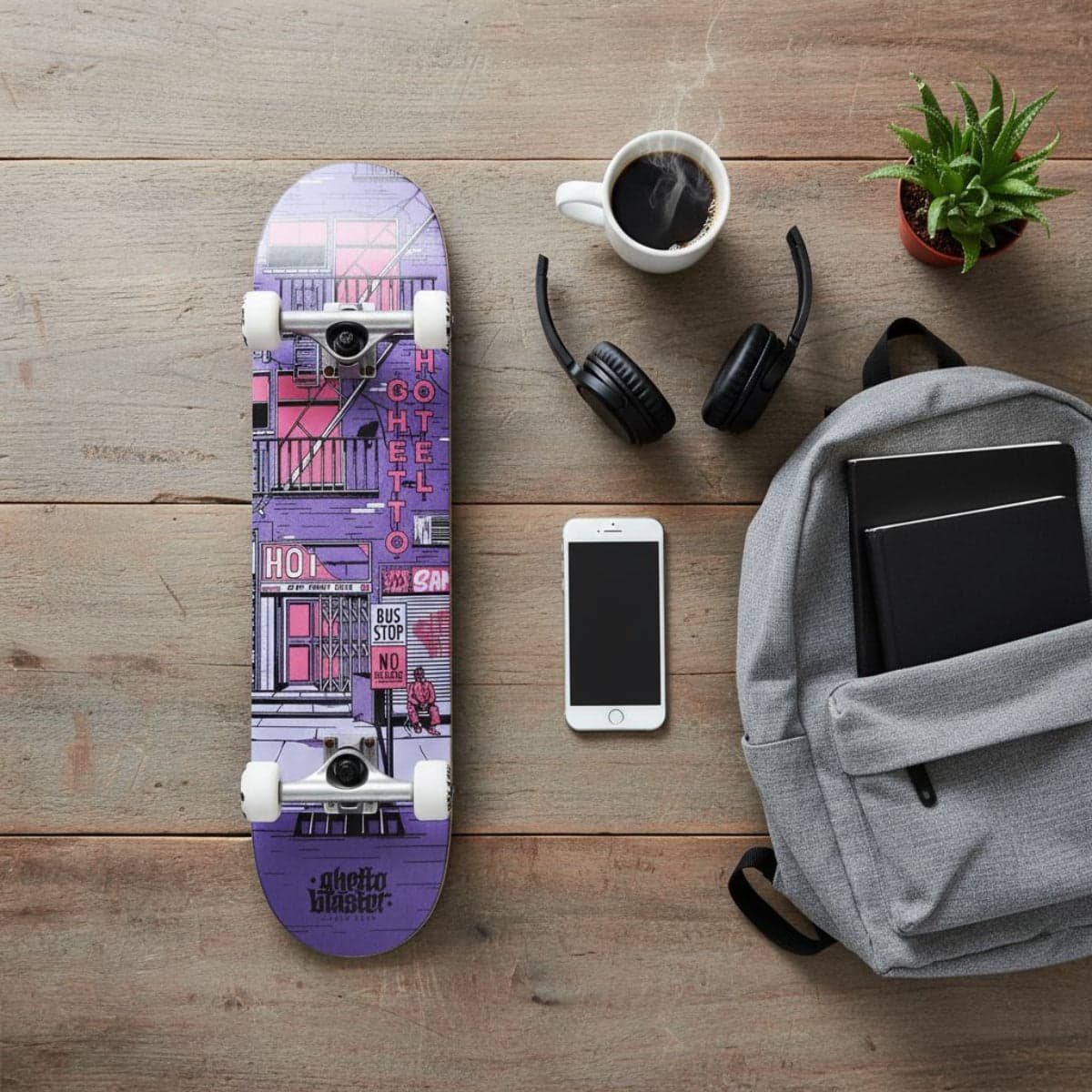 Skateboard Ghettoblaster per iniziare  Hotel Pou  8.125" in Skateboard Glad Store - Genova, commercioVirtuoso.it